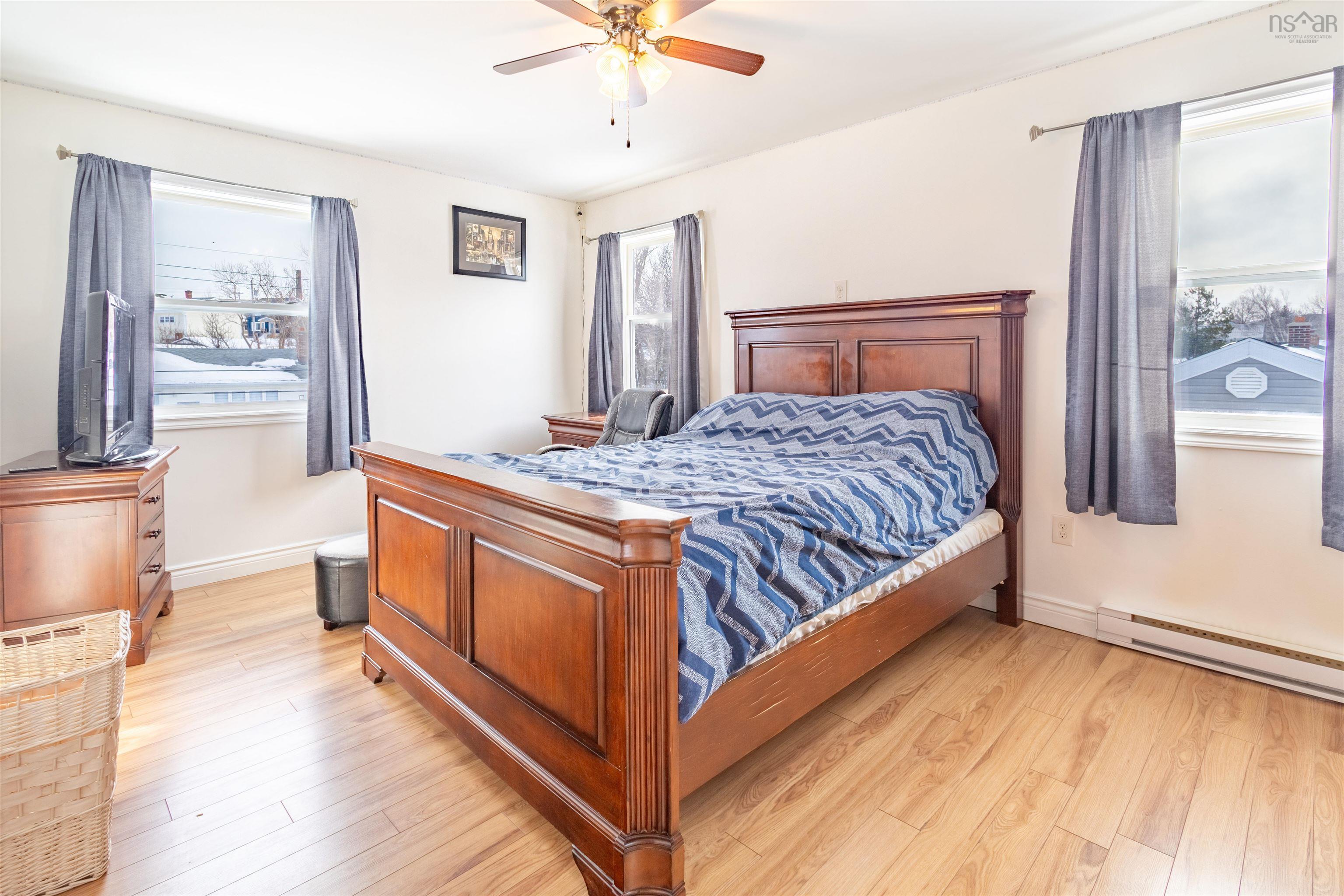 $399,000.00: 661 Willow Street, New Waterford