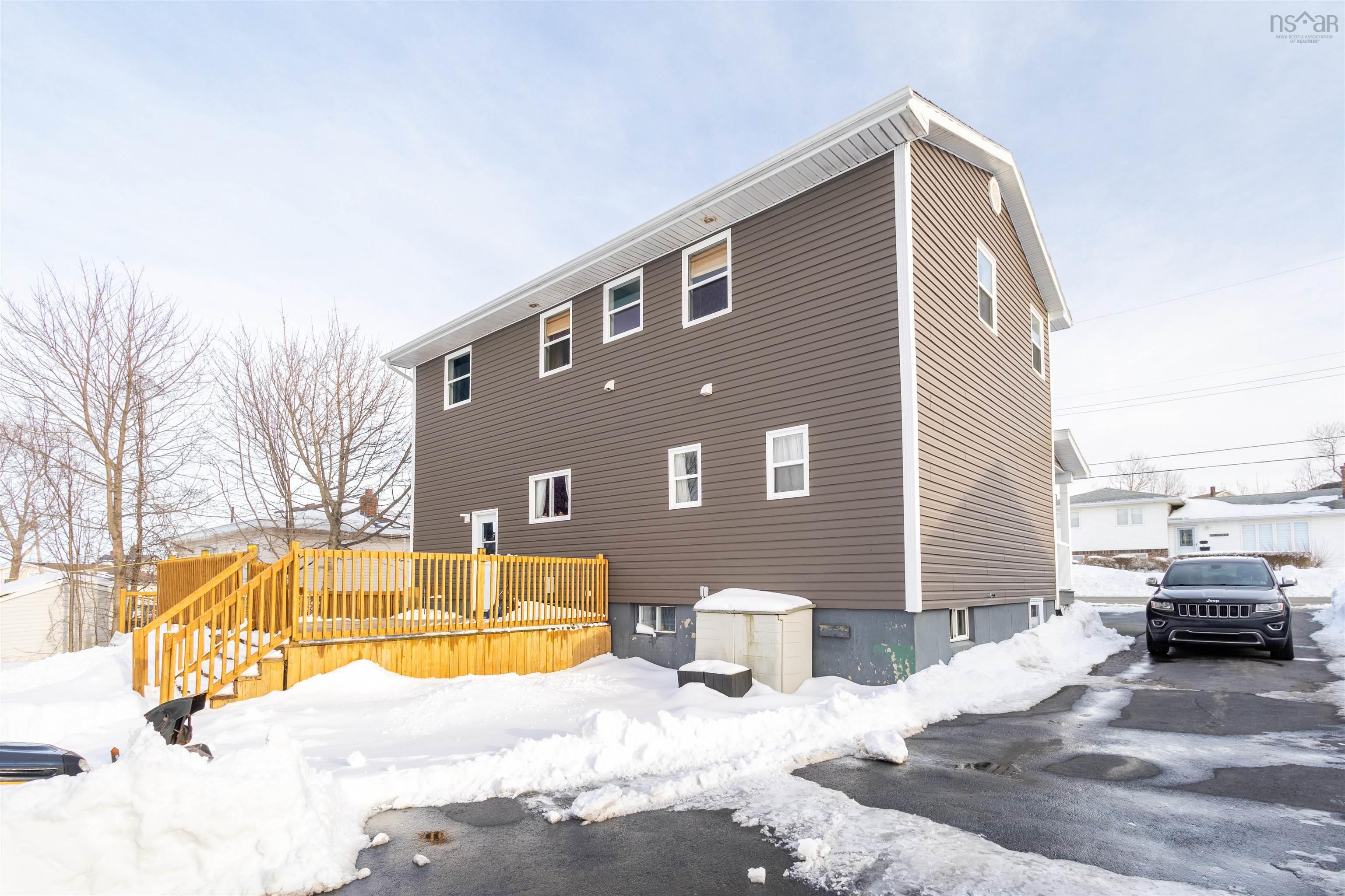 $399,000.00: 661 Willow Street, New Waterford