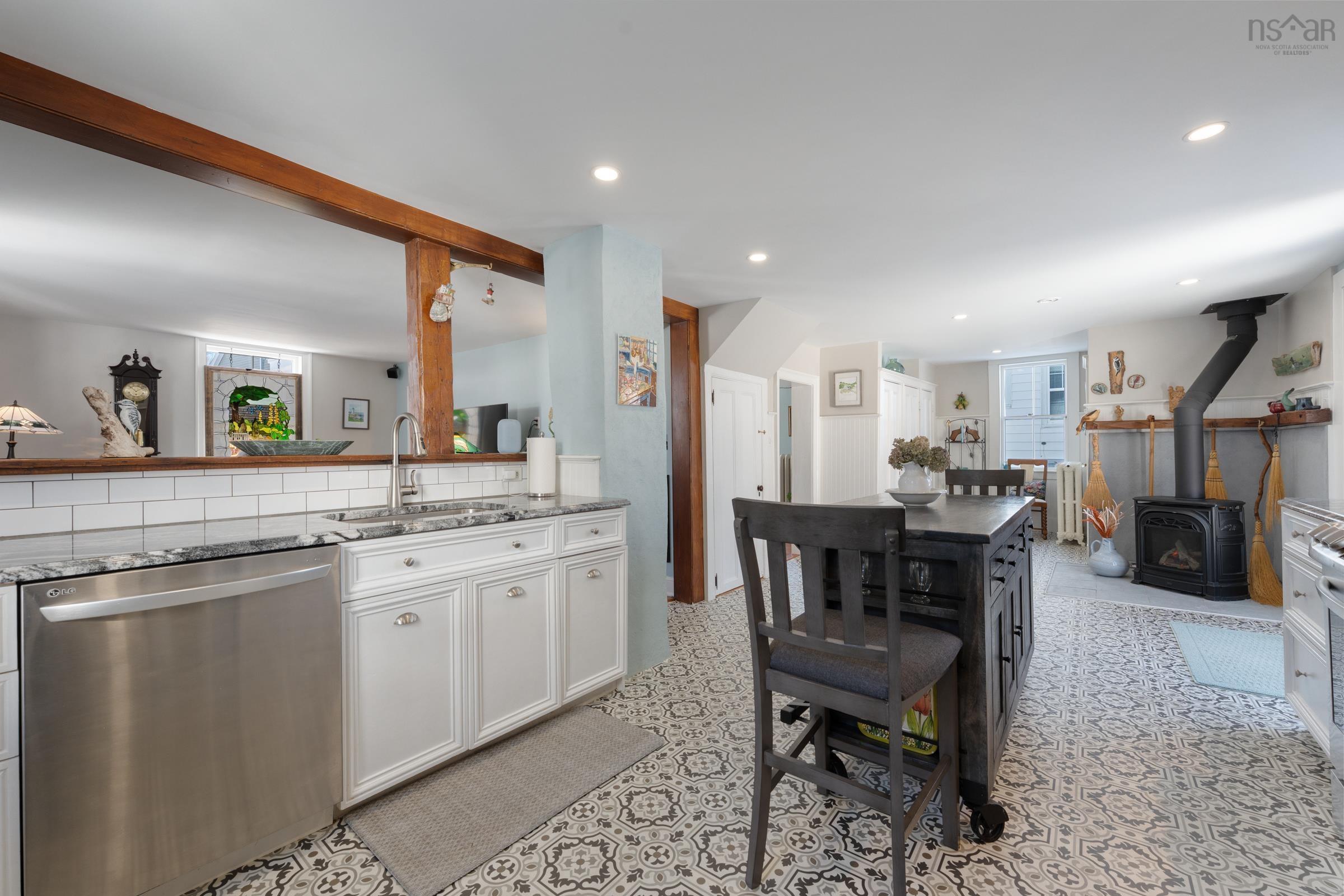 $450,000.00: 37 St James Street, Annapolis Royal