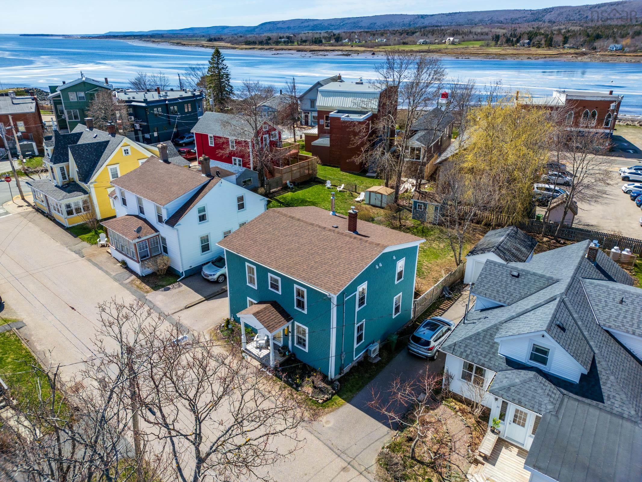 $450,000.00: 37 St James Street, Annapolis Royal