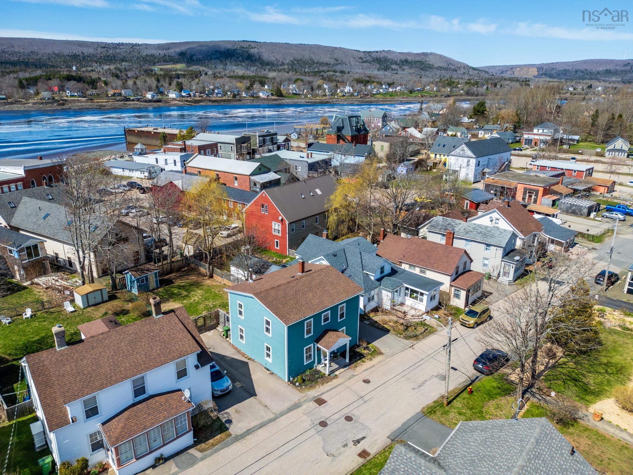 $450,000.00: 37 St James Street, Annapolis Royal