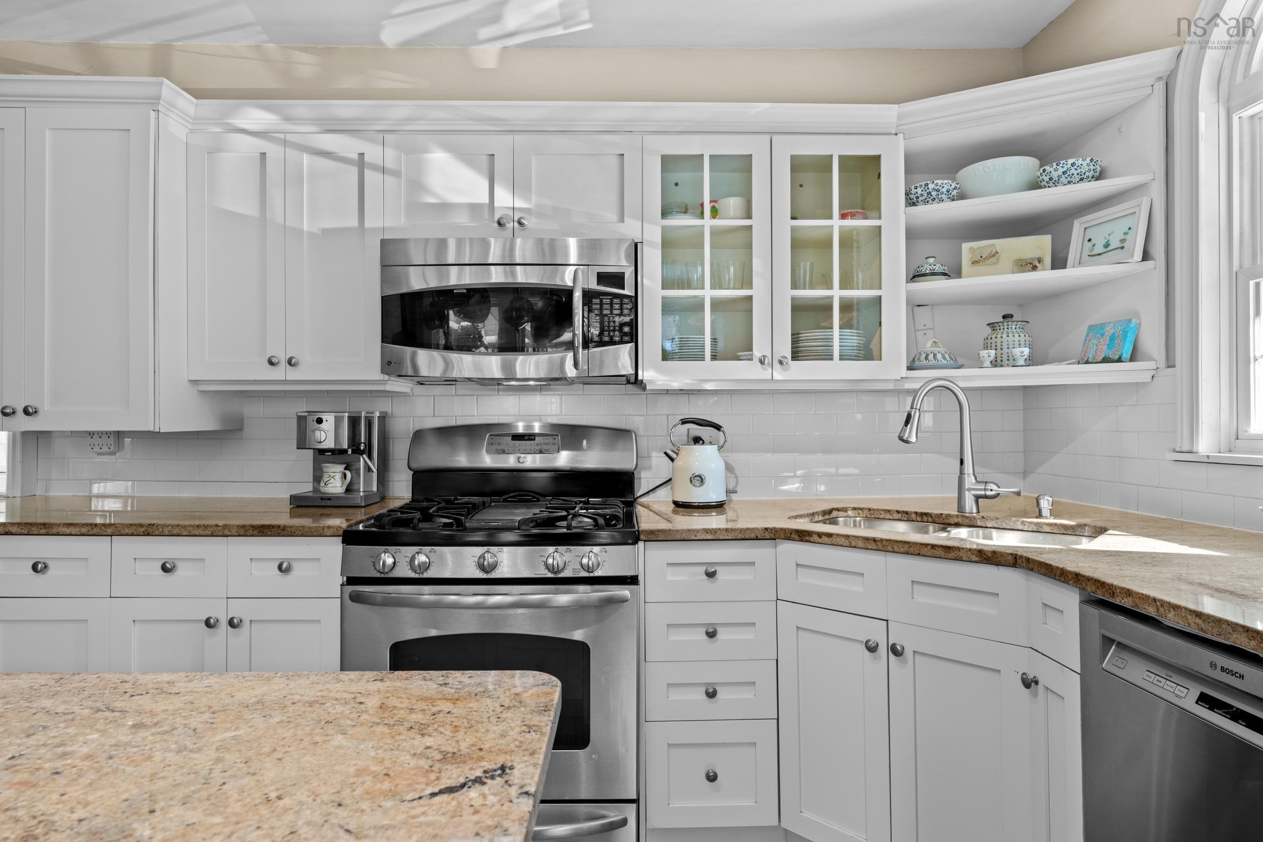 $1,149,900.00: 5742 Victoria Road, Halifax