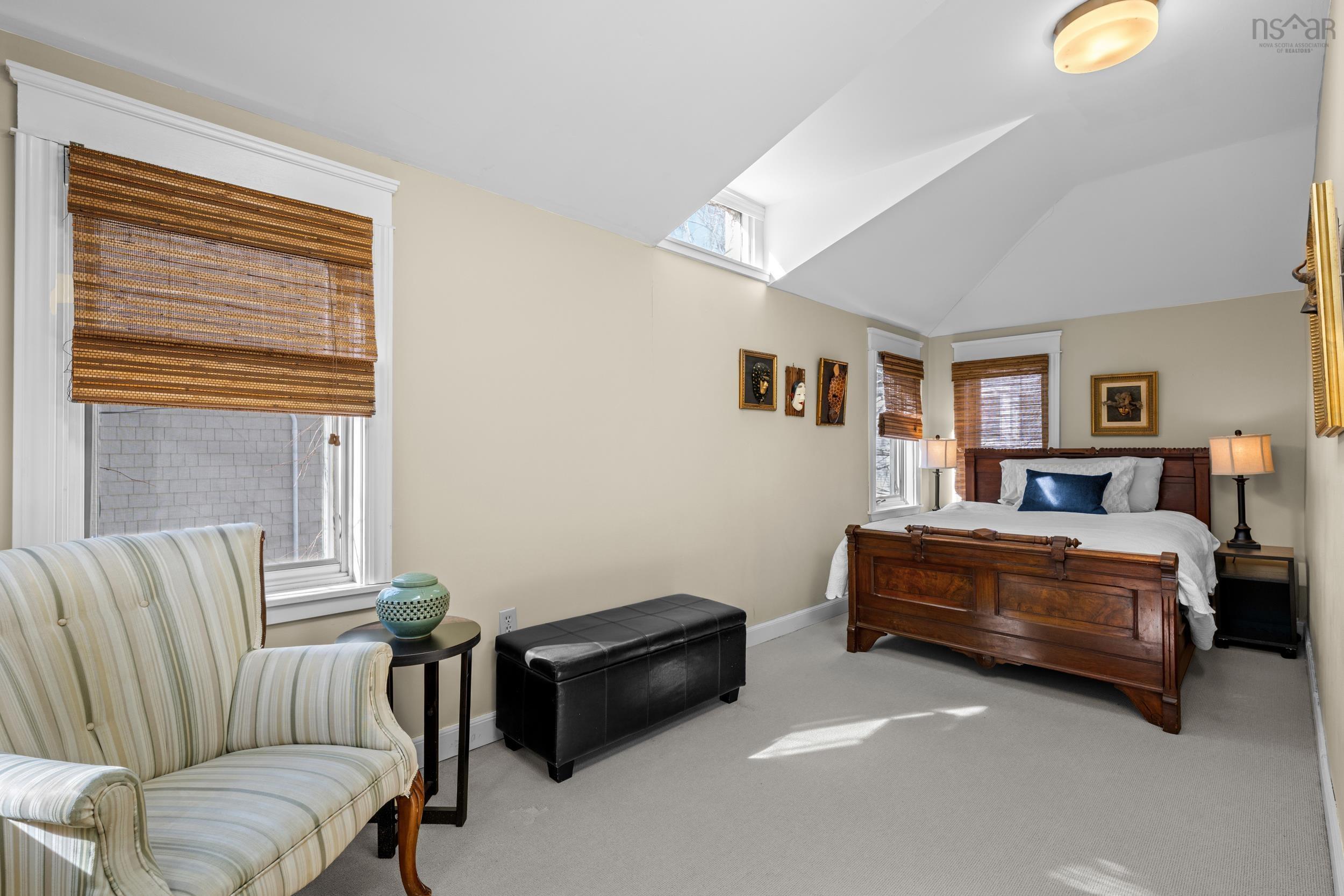 $1,149,900.00: 5742 Victoria Road, Halifax