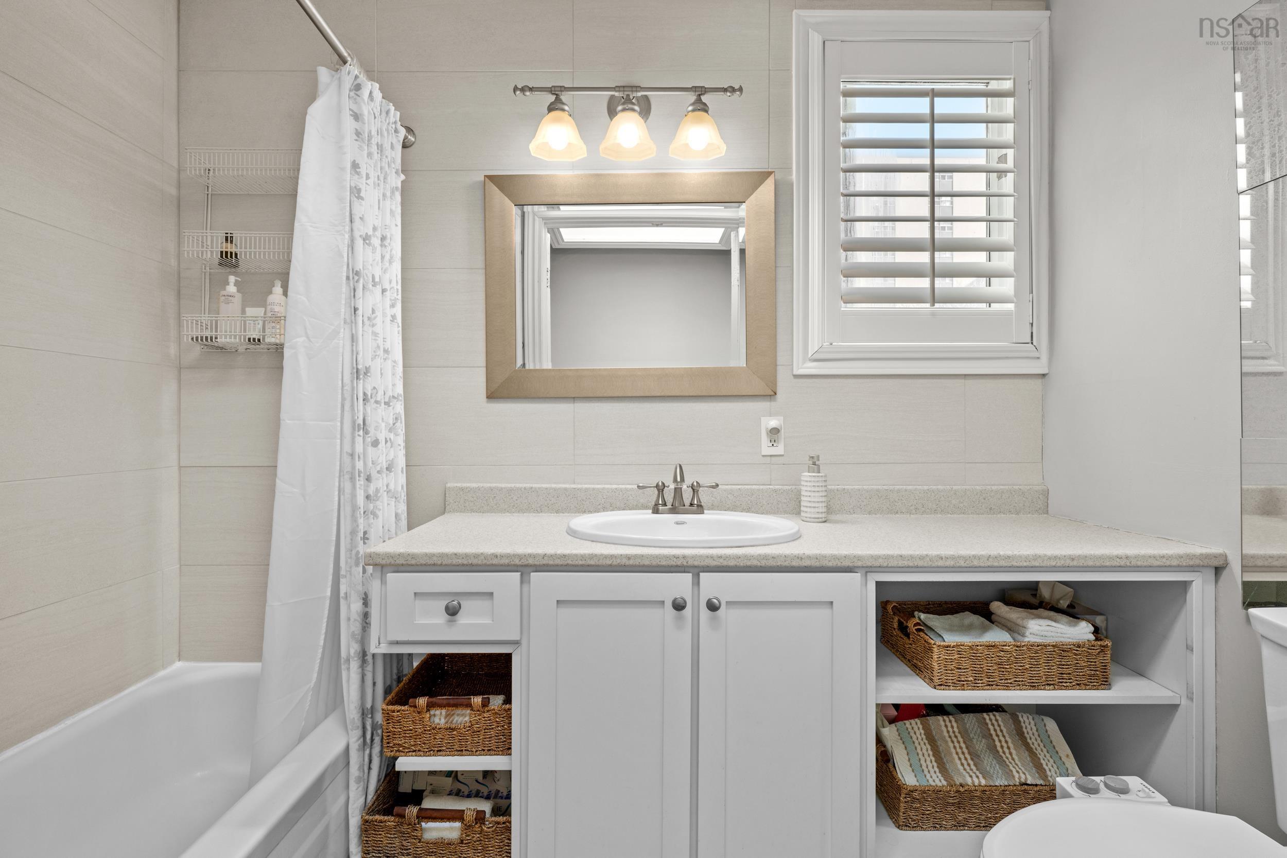 $1,149,900.00: 5742 Victoria Road, Halifax