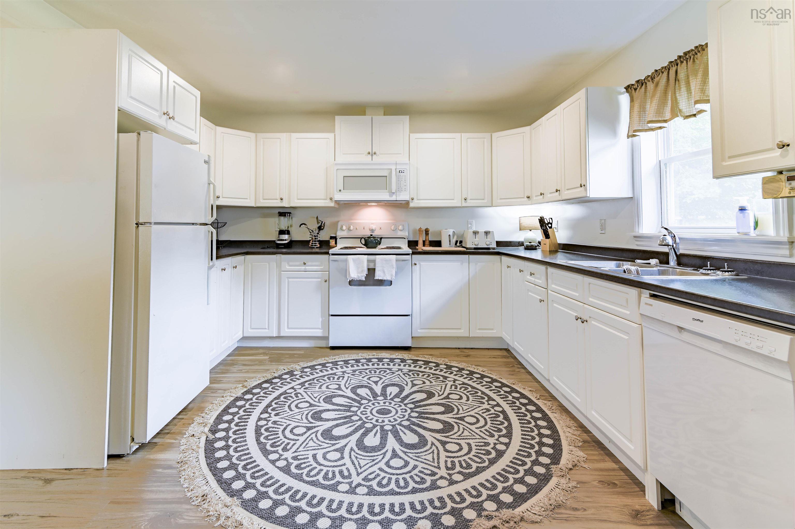 $629,900.00: 1353 Pinecrest Drive, Coldbrook