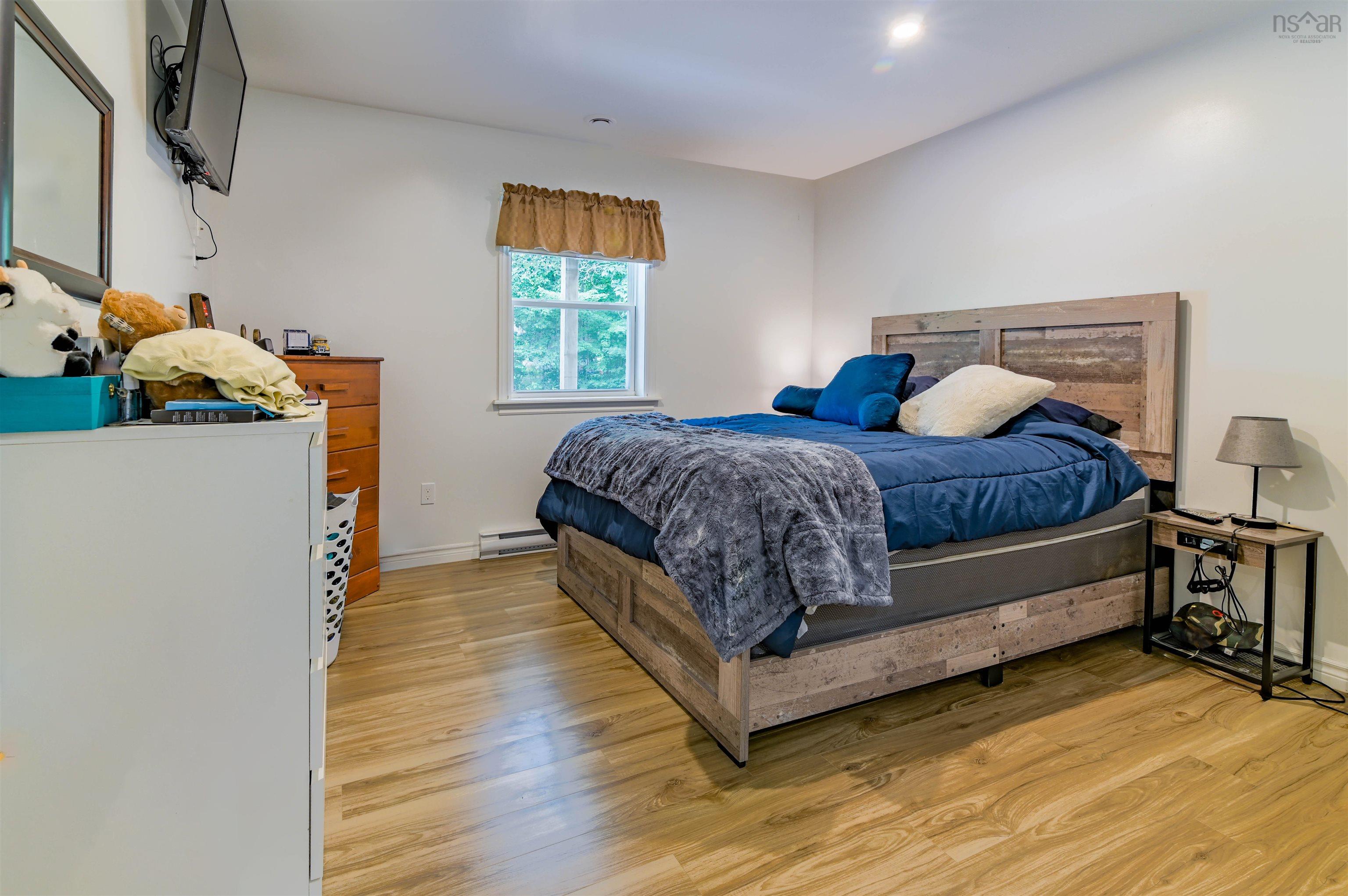 $629,900.00: 1353 Pinecrest Drive, Coldbrook