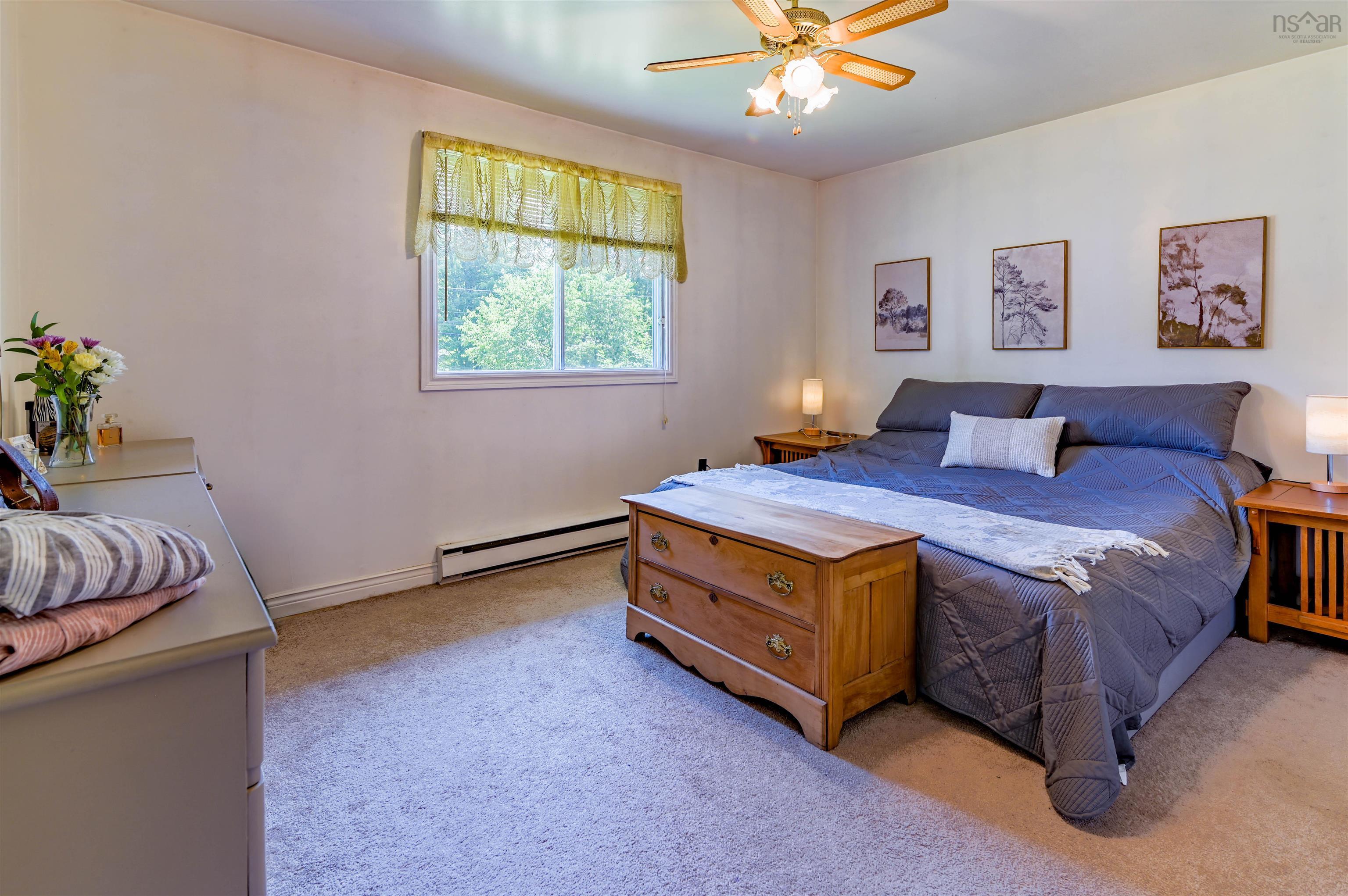 $629,900.00: 1353 Pinecrest Drive, Coldbrook