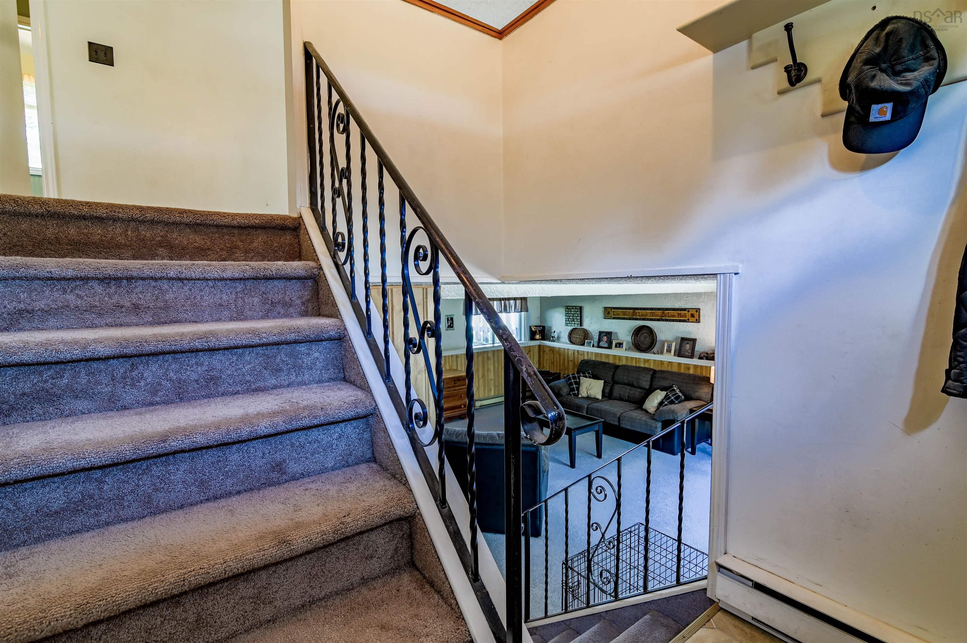 $629,900.00: 1353 Pinecrest Drive, Coldbrook