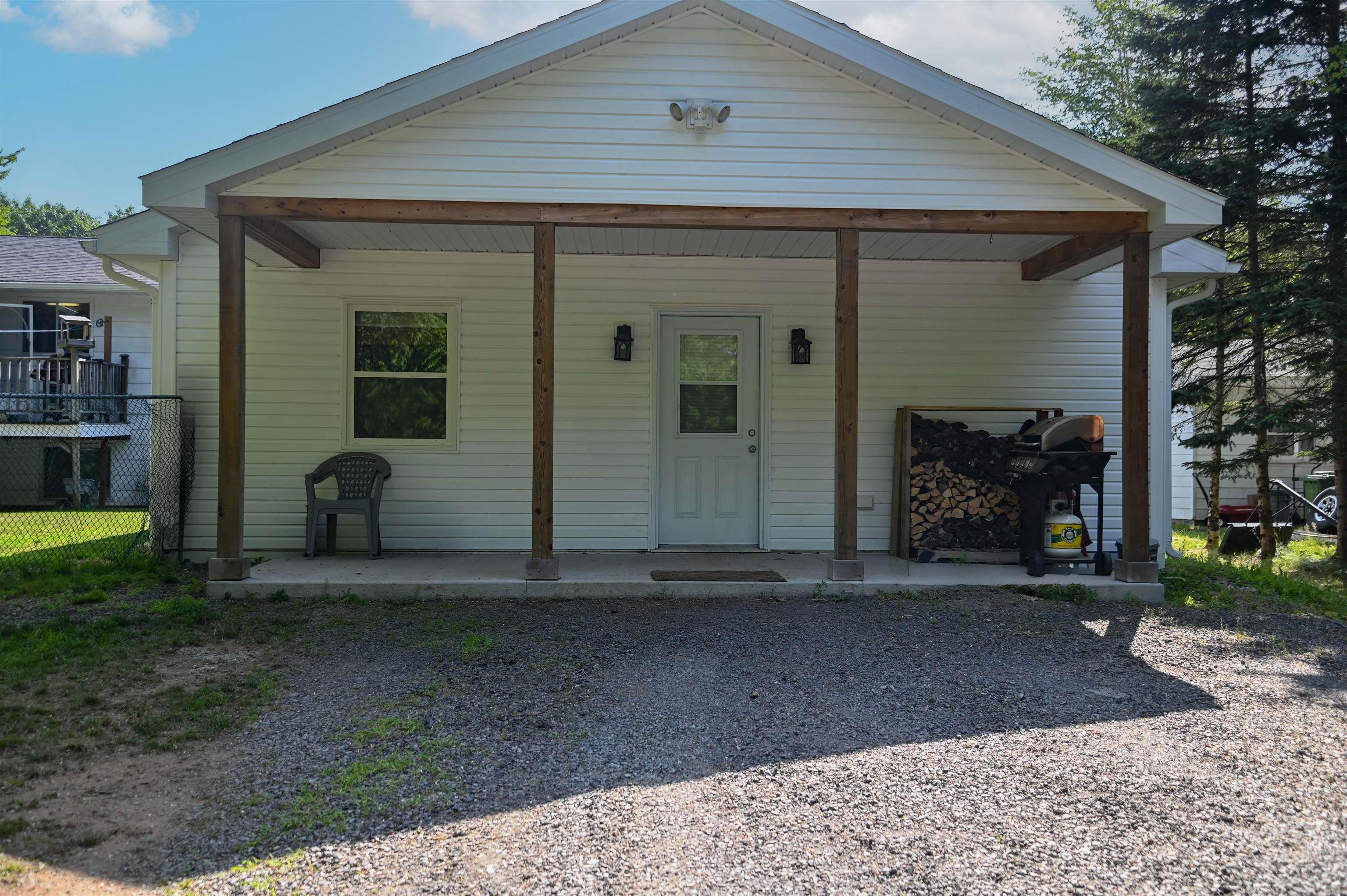 $629,900.00: 1353 Pinecrest Drive, Coldbrook