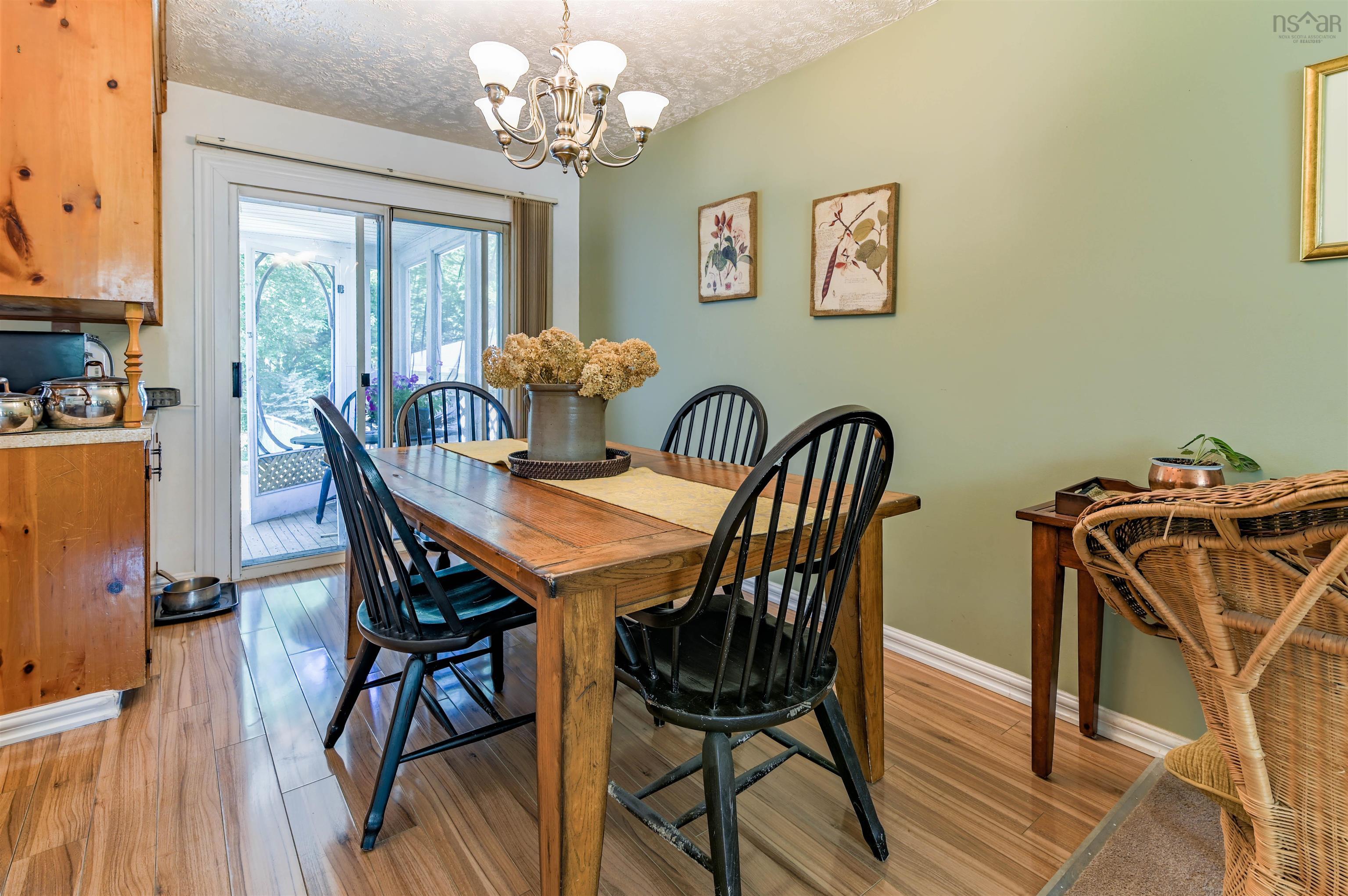 $629,900.00: 1353 Pinecrest Drive, Coldbrook