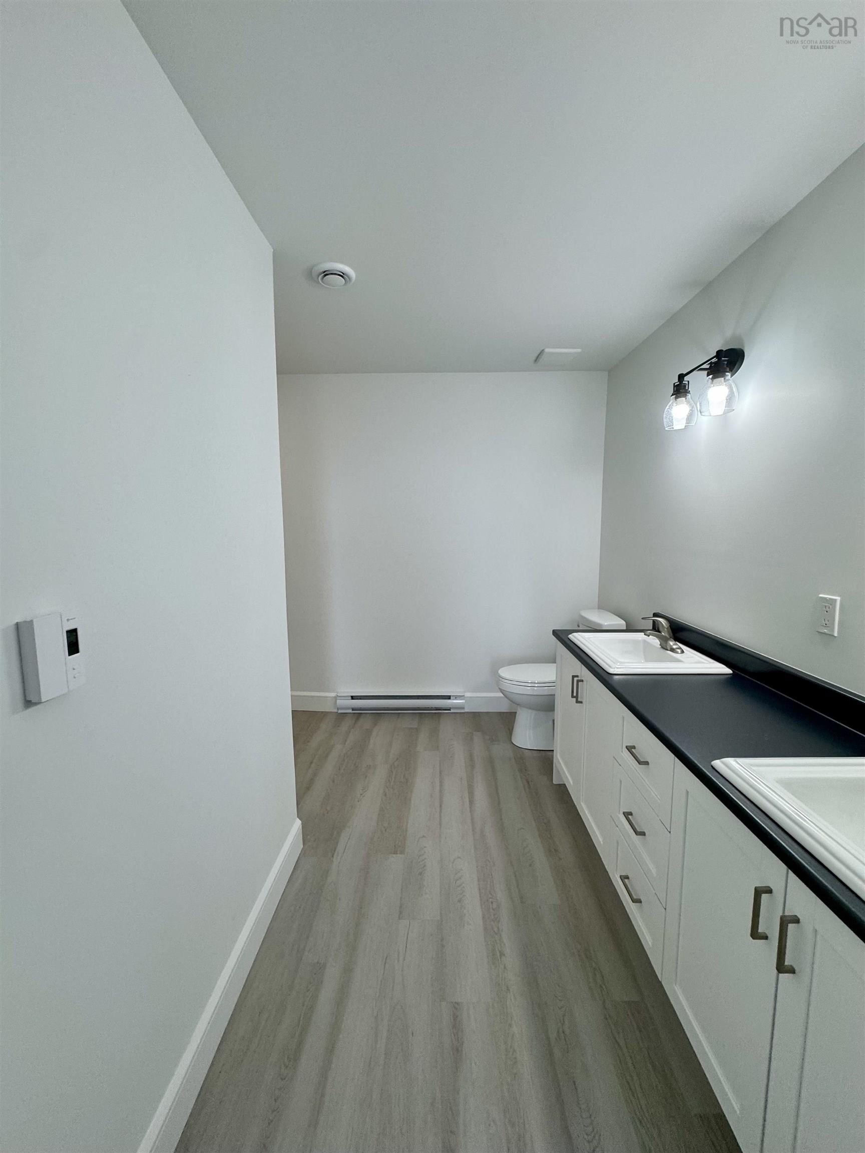 $489,900.00: 8 Abbey Road, Garlands Crossing