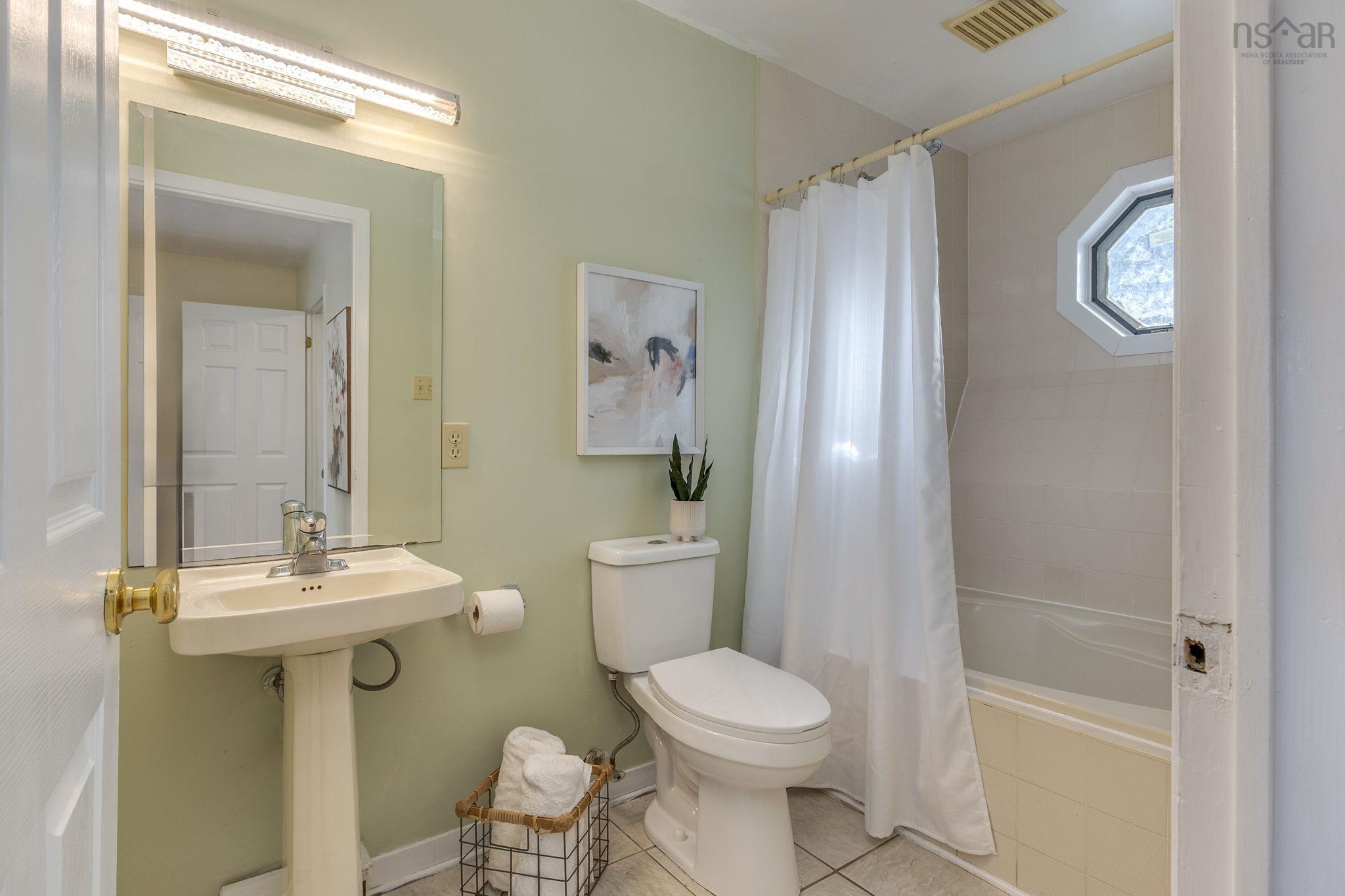 5 Lisa Court, Hammonds Plains, NS (MLS 202603068)