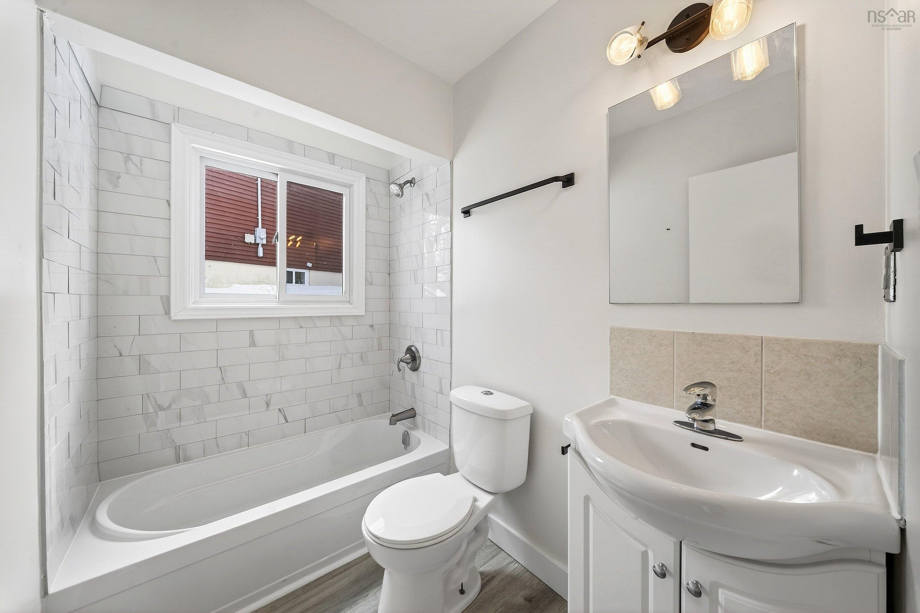 4-4a Amelia Place, Dartmouth, NS (MLS 202603069)