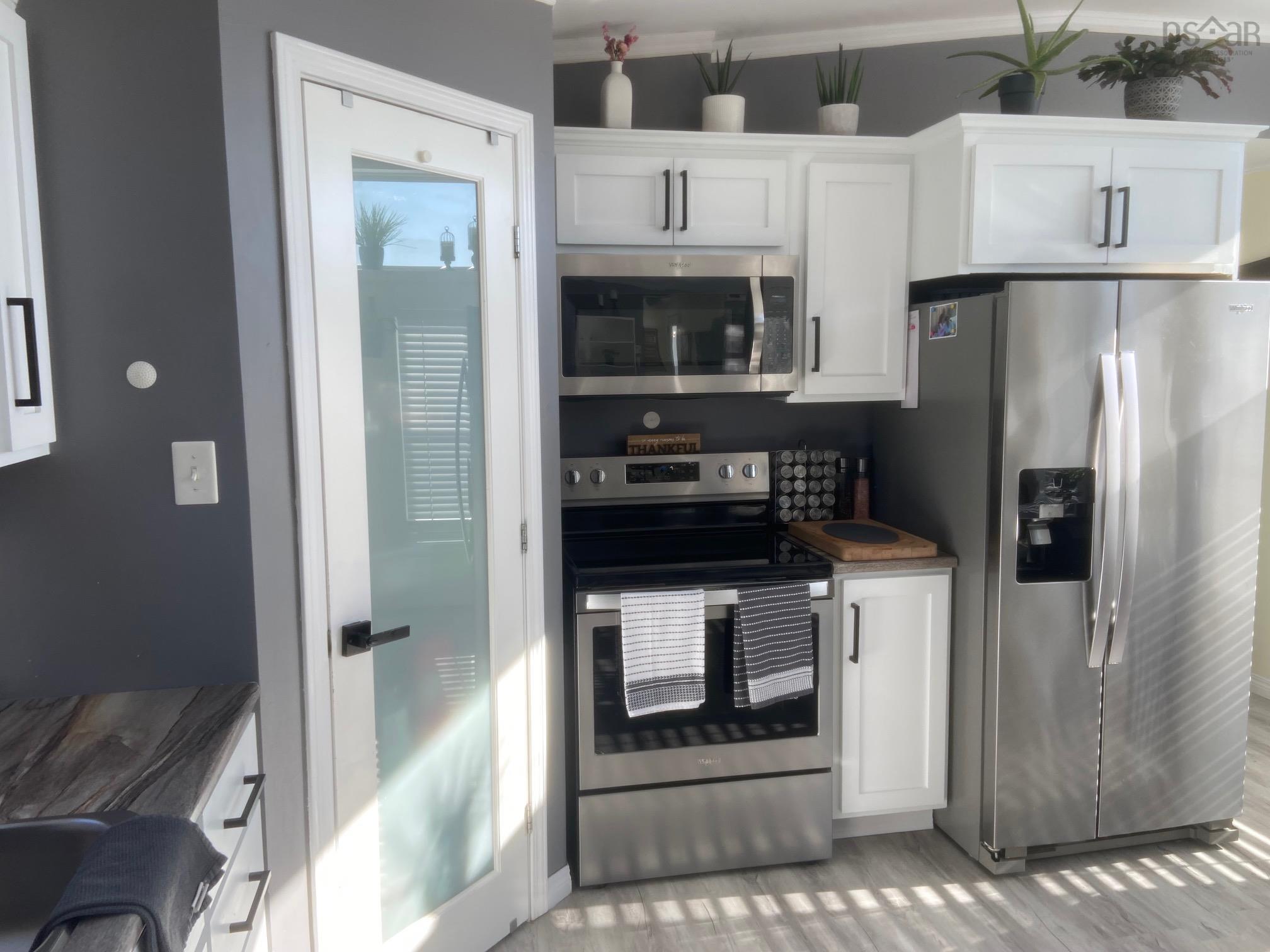 $399,900.00: 3589 Clam Harbour Road, Clam Harbour