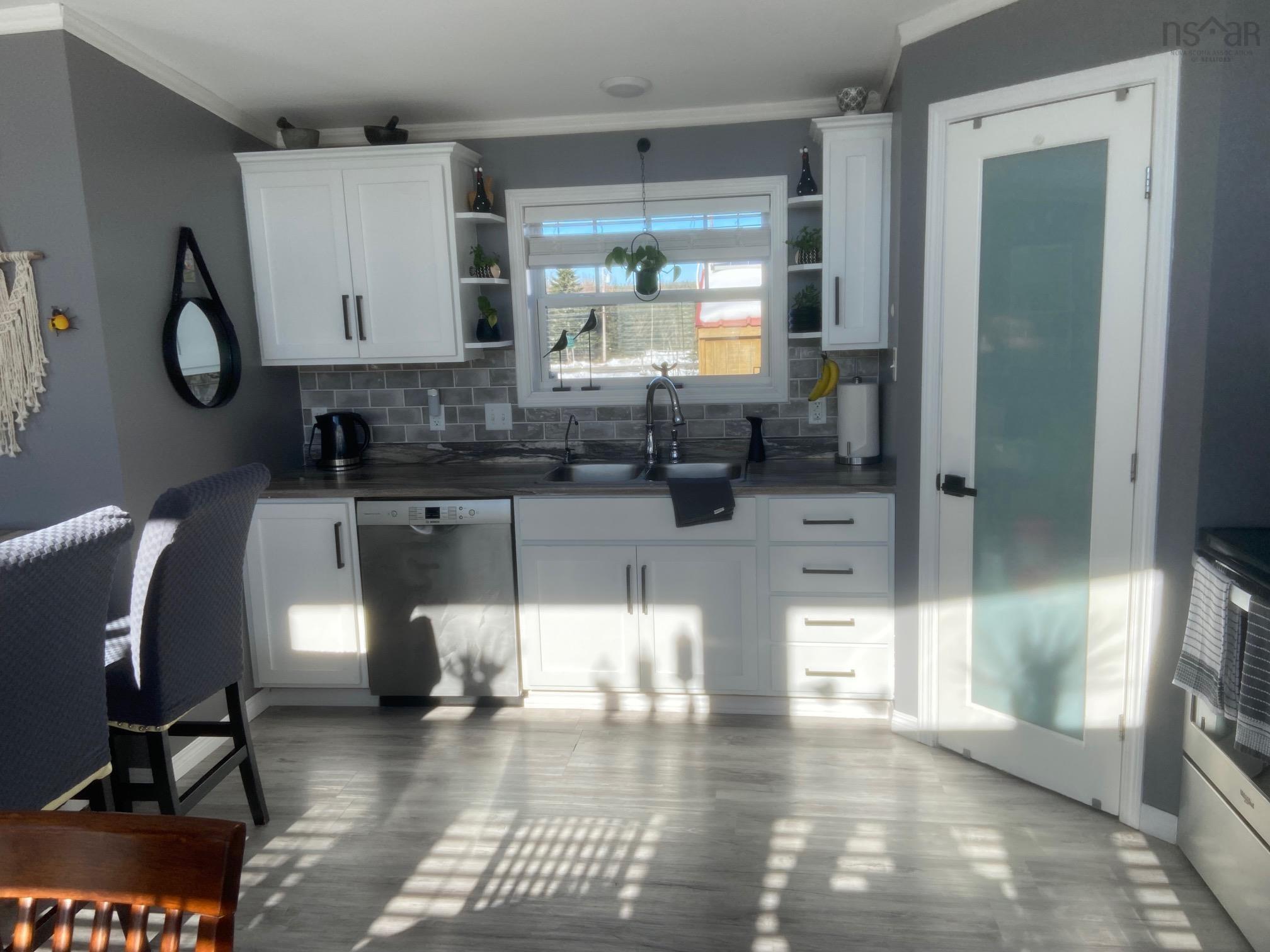 $399,900.00: 3589 Clam Harbour Road, Clam Harbour