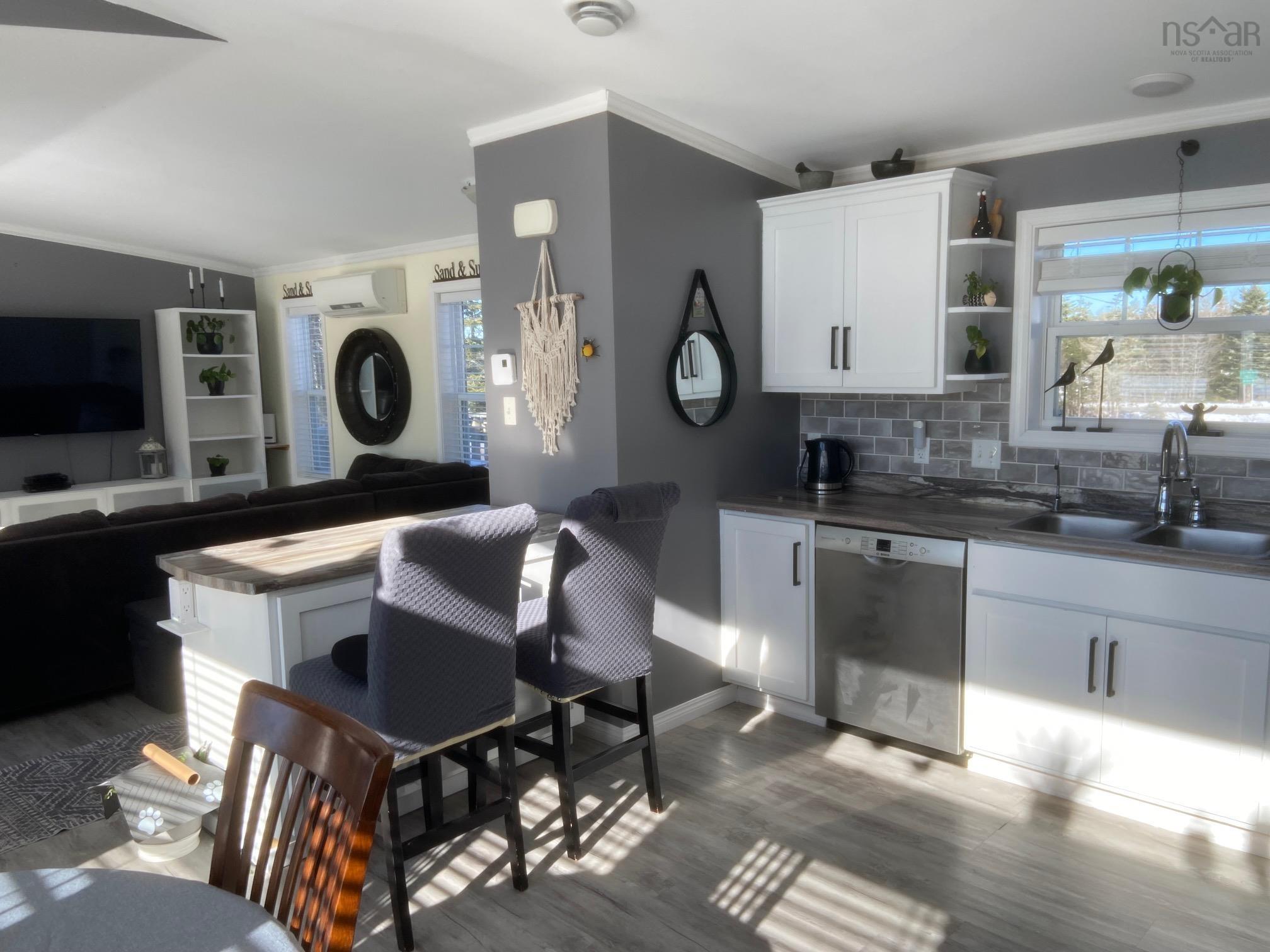 $399,900.00: 3589 Clam Harbour Road, Clam Harbour