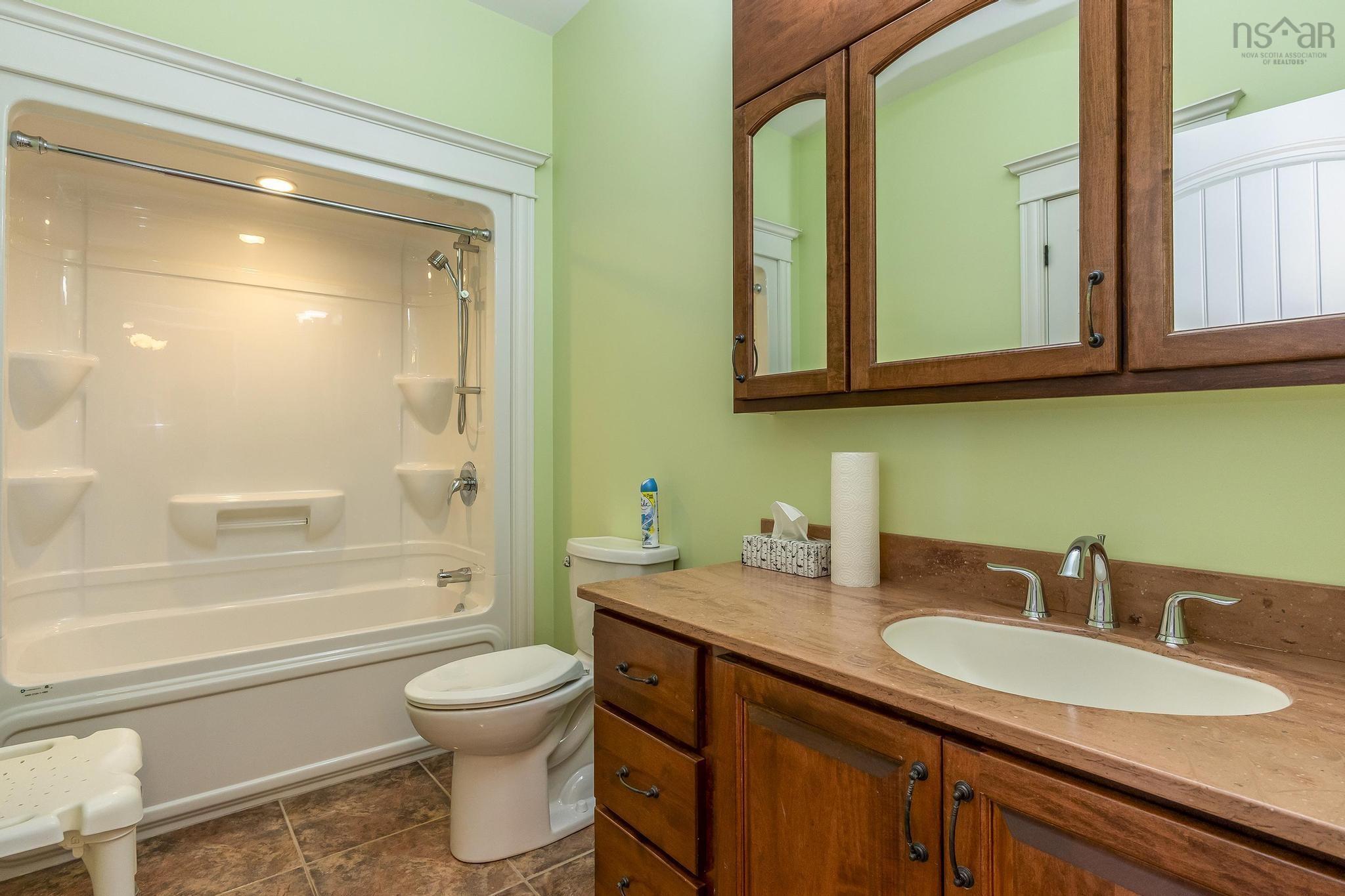 $619,900.00: 103 Oakwood Drive, Truro Heights