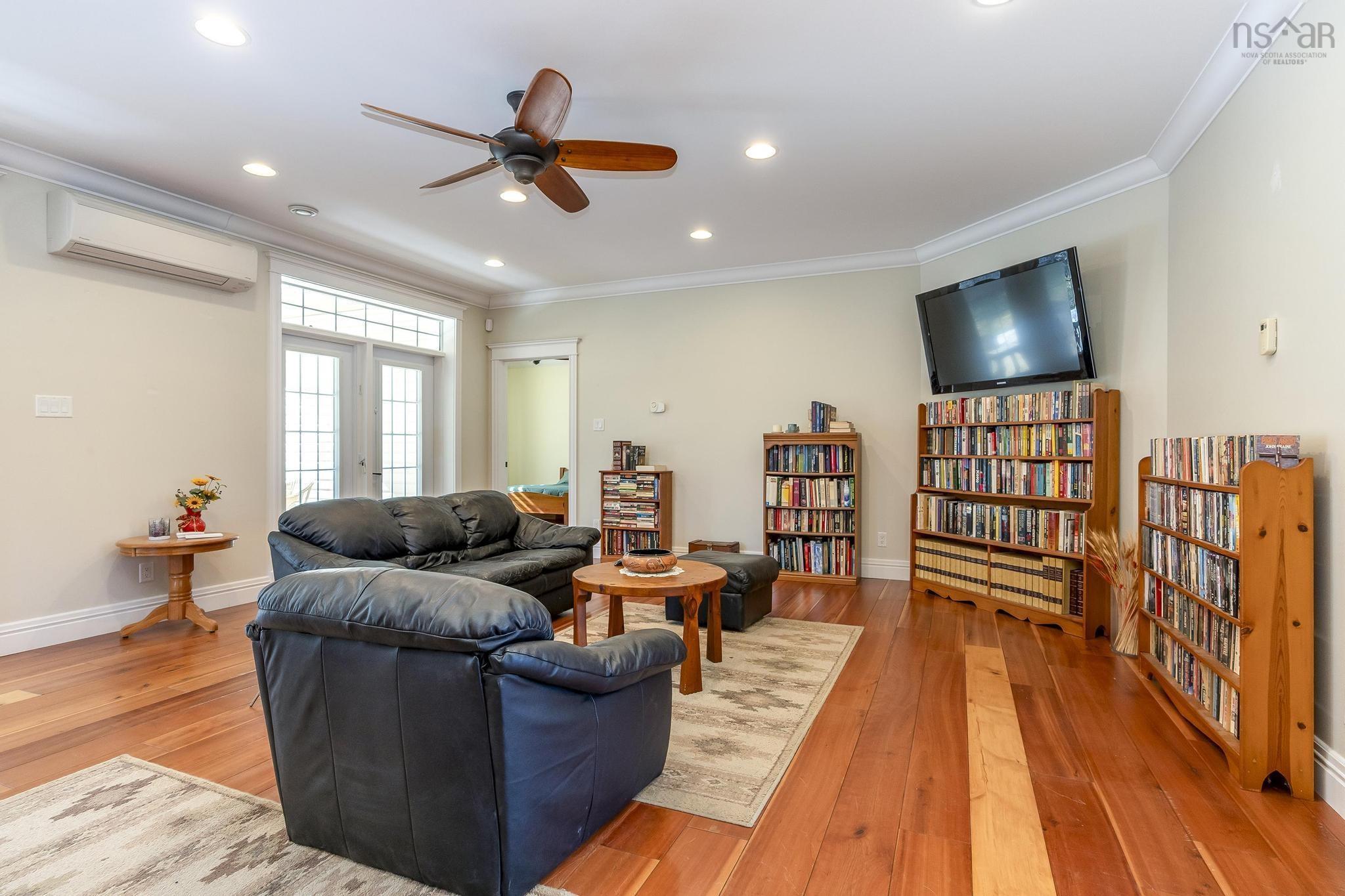 $619,900.00: 103 Oakwood Drive, Truro Heights