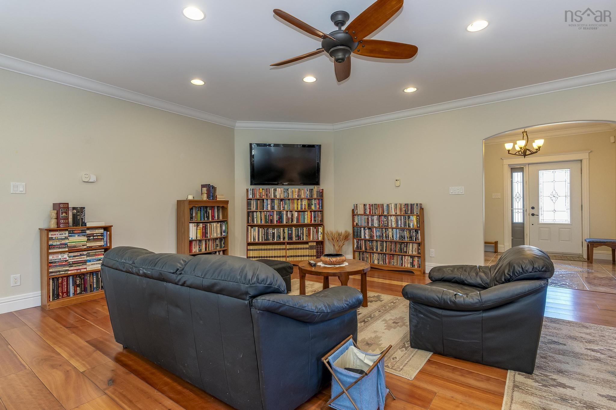 $619,900.00: 103 Oakwood Drive, Truro Heights