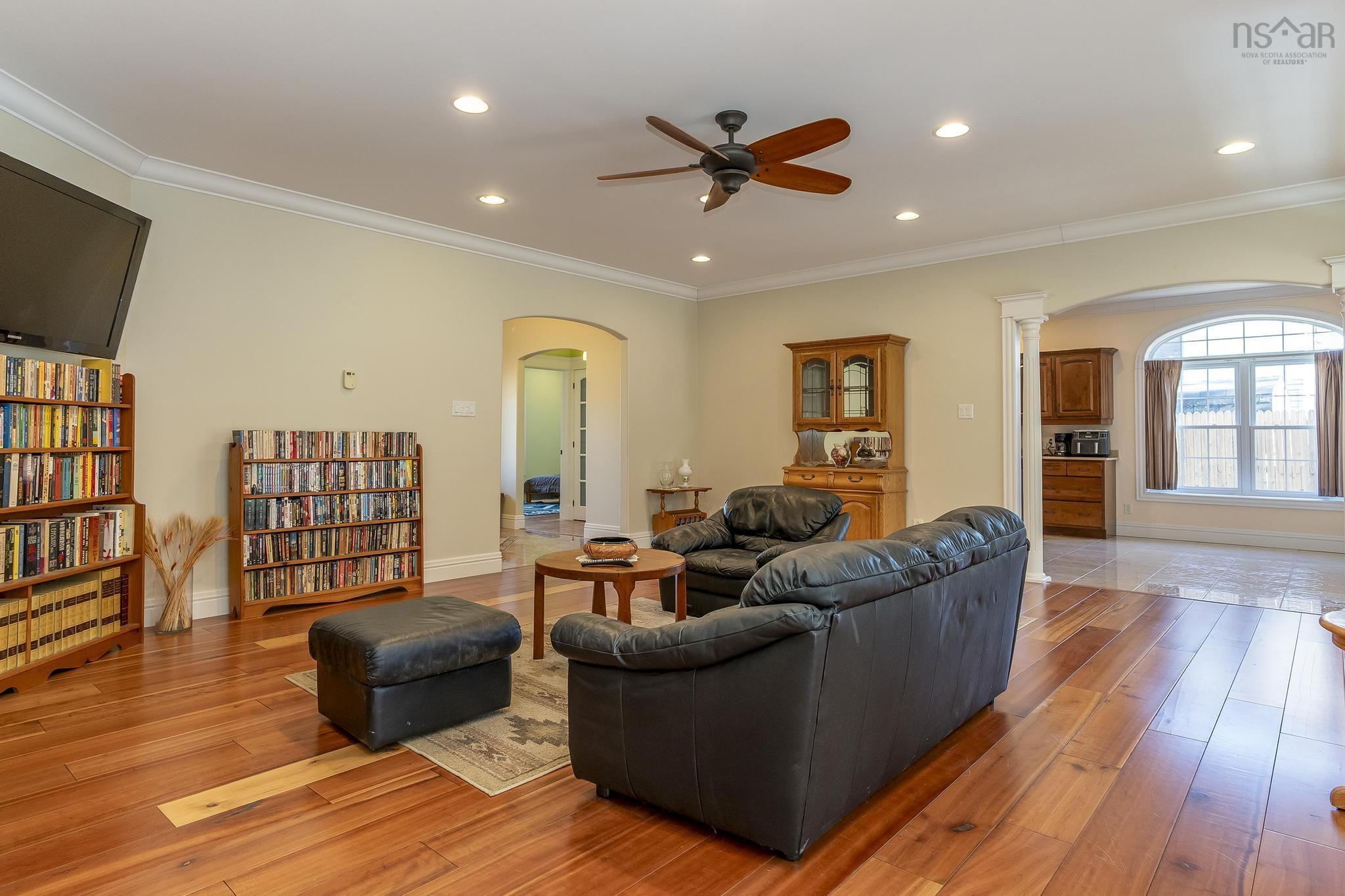 $619,900.00: 103 Oakwood Drive, Truro Heights