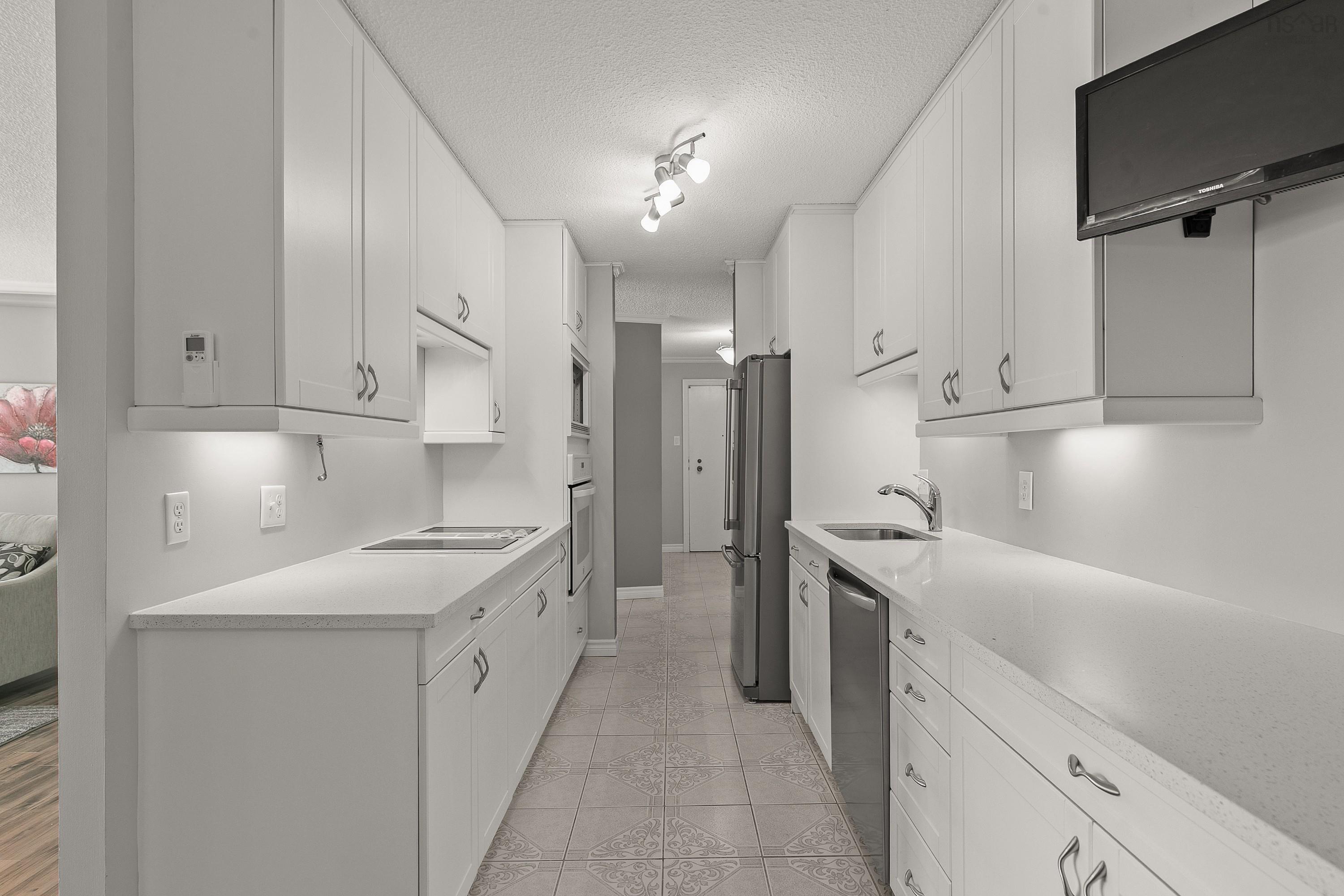 $439,900.00: 408 5561 Heatherwood Court, Halifax