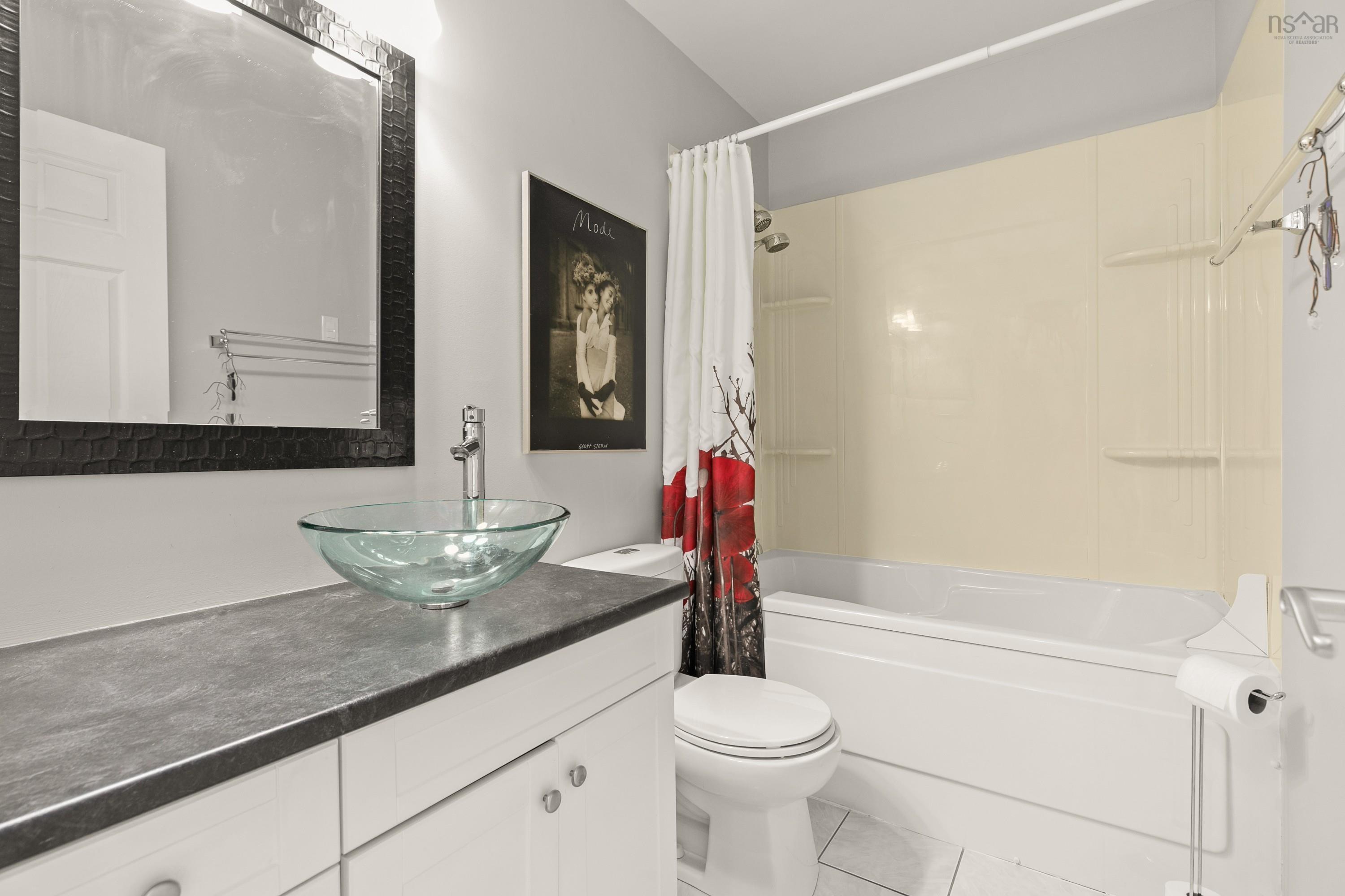 $439,900.00: 408 5561 Heatherwood Court, Halifax