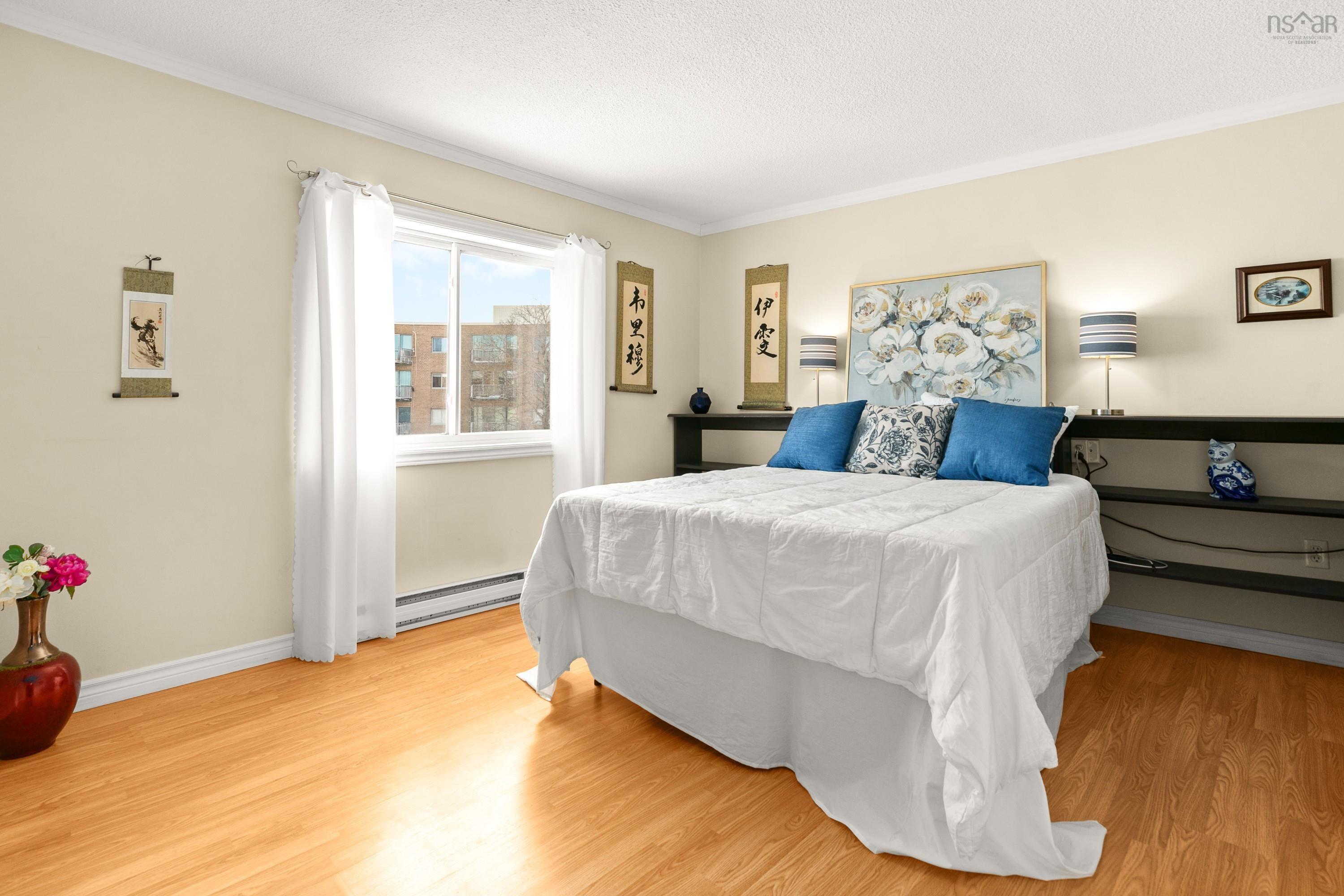 $439,900.00: 408 5561 Heatherwood Court, Halifax