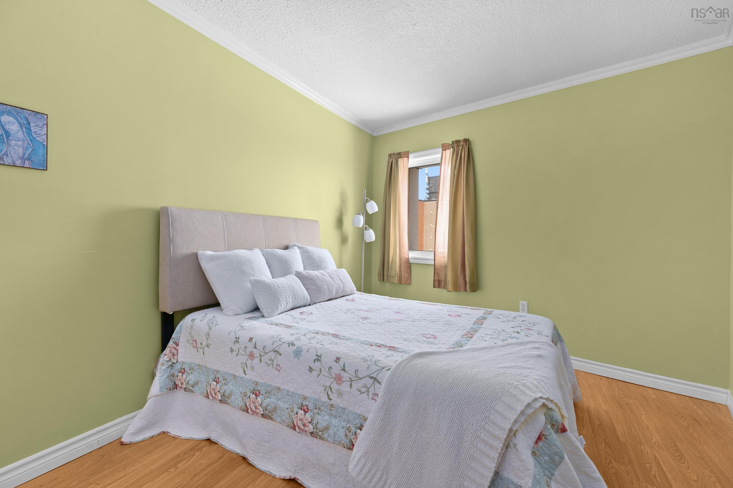 $439,900.00: 408 5561 Heatherwood Court, Halifax