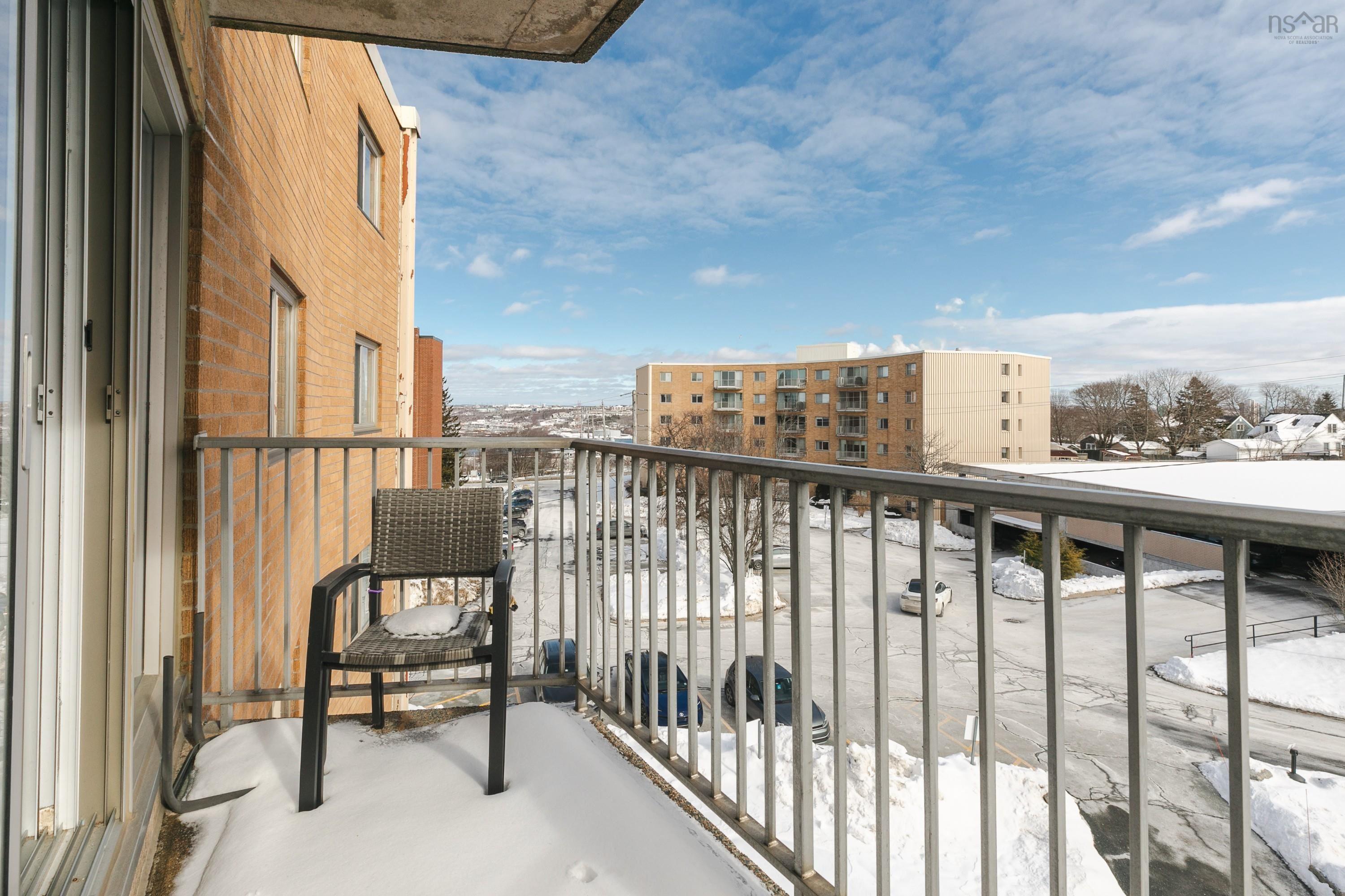 $439,900.00: 408 5561 Heatherwood Court, Halifax