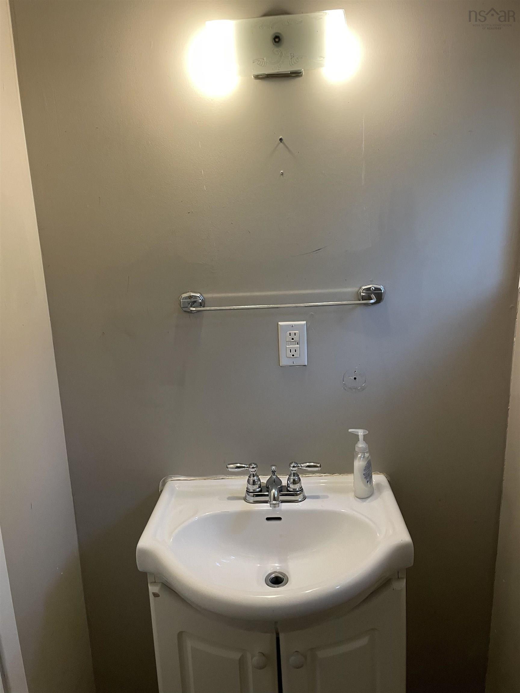 $359,900.00: 1190/1192 Prince Street, Truro