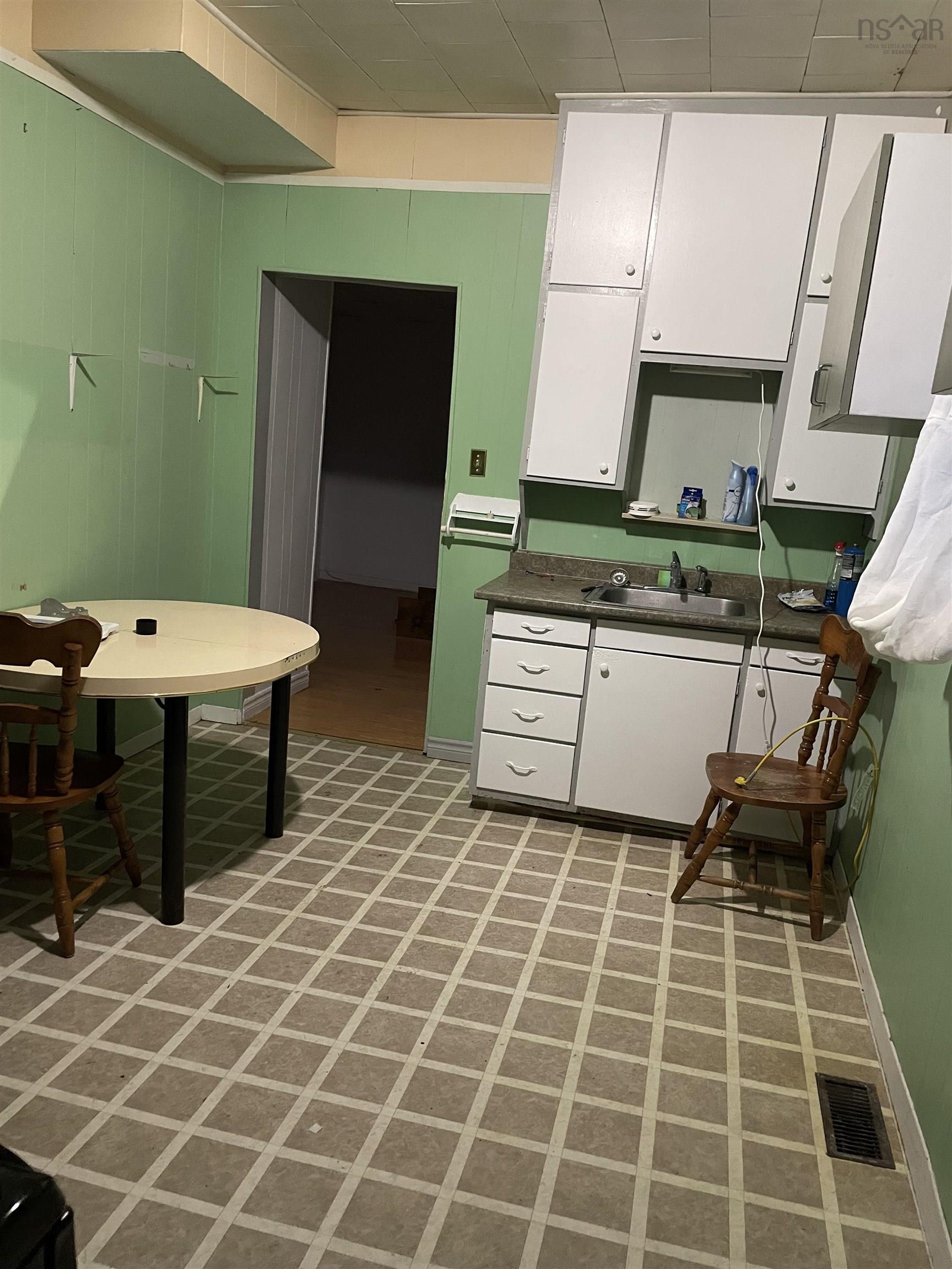 $359,900.00: 1190/1192 Prince Street, Truro