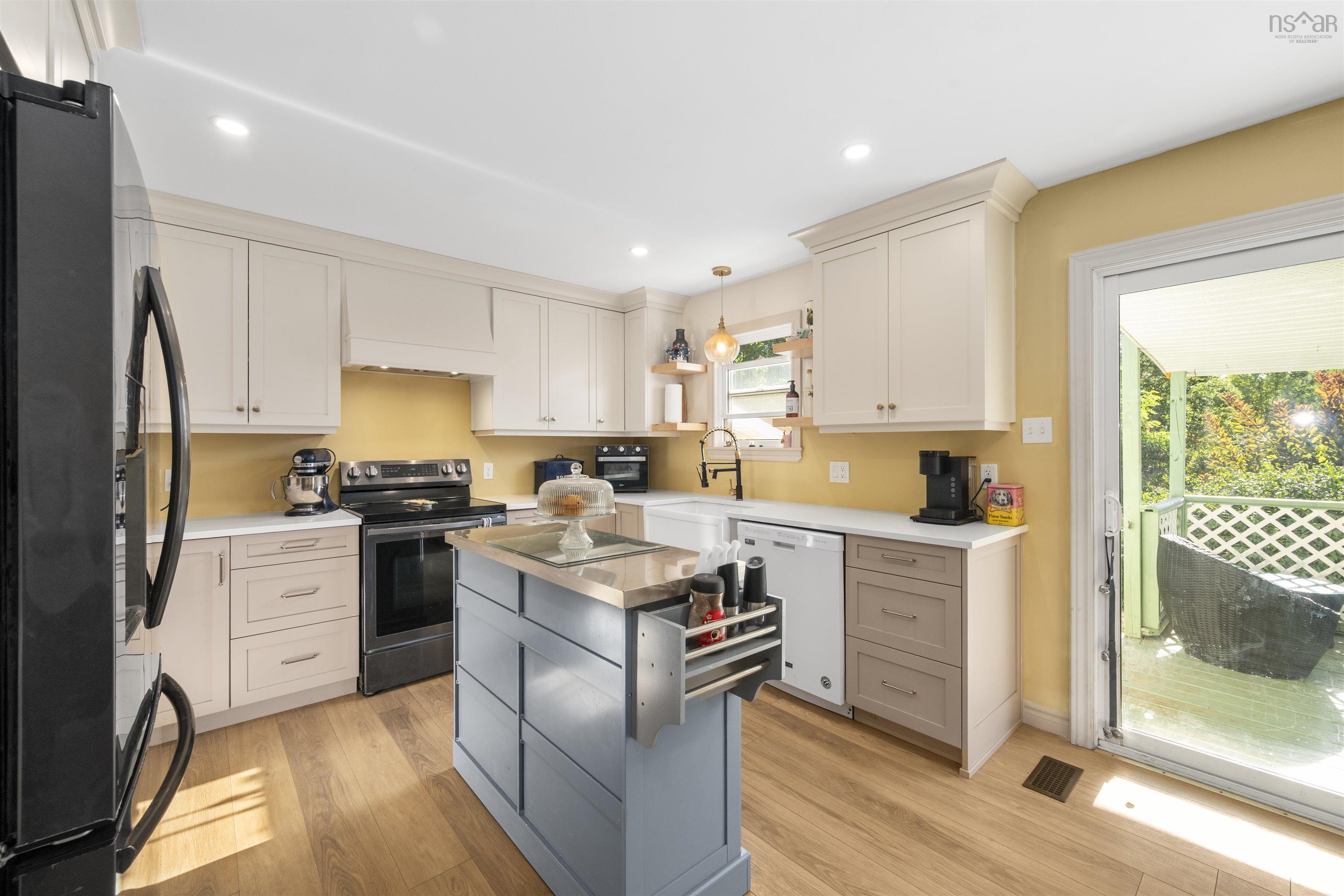 $462,900.00: 1115 Tufts Avenue, Greenwood