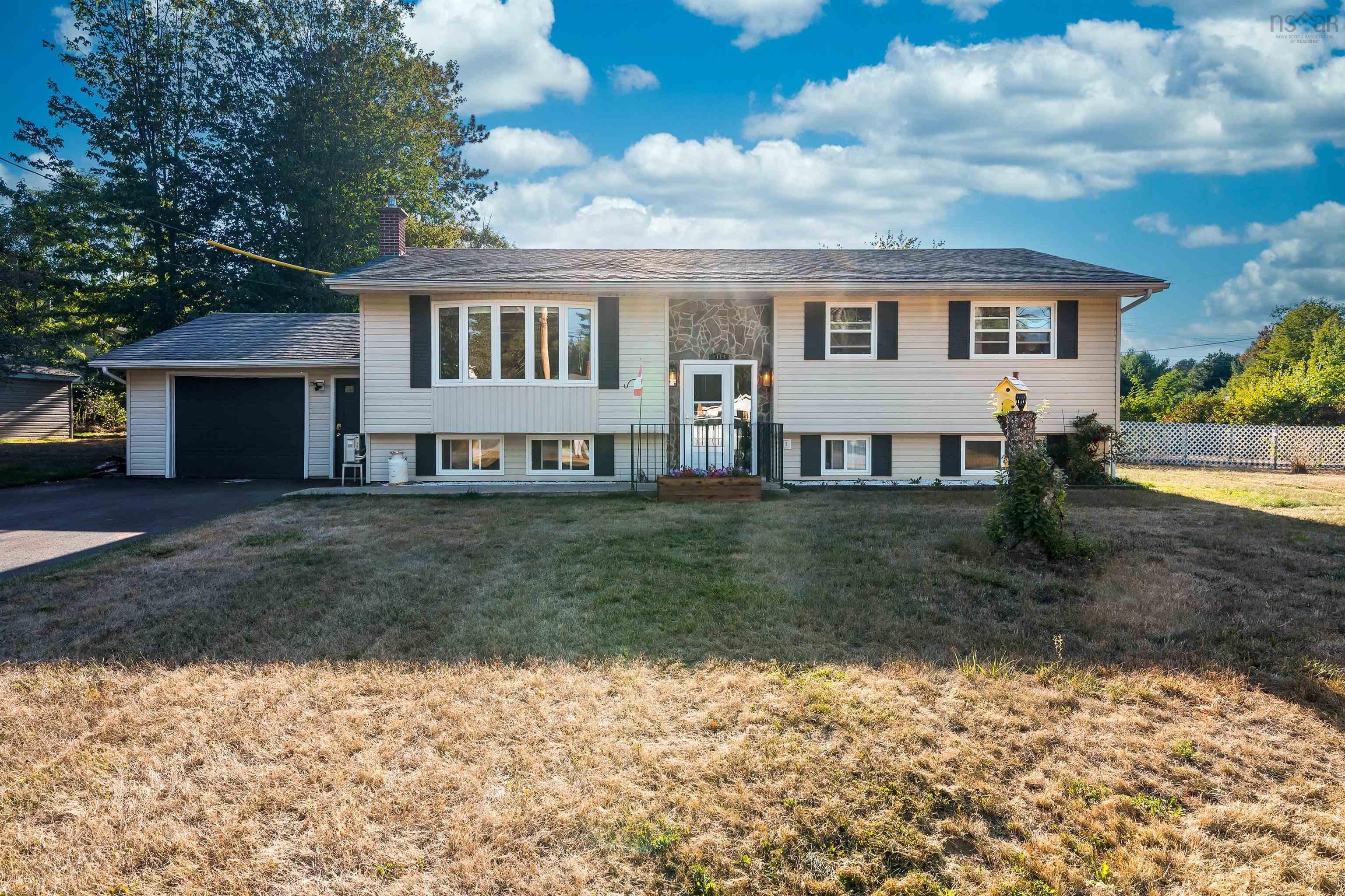 $462,900.00: 1115 Tufts Avenue, Greenwood