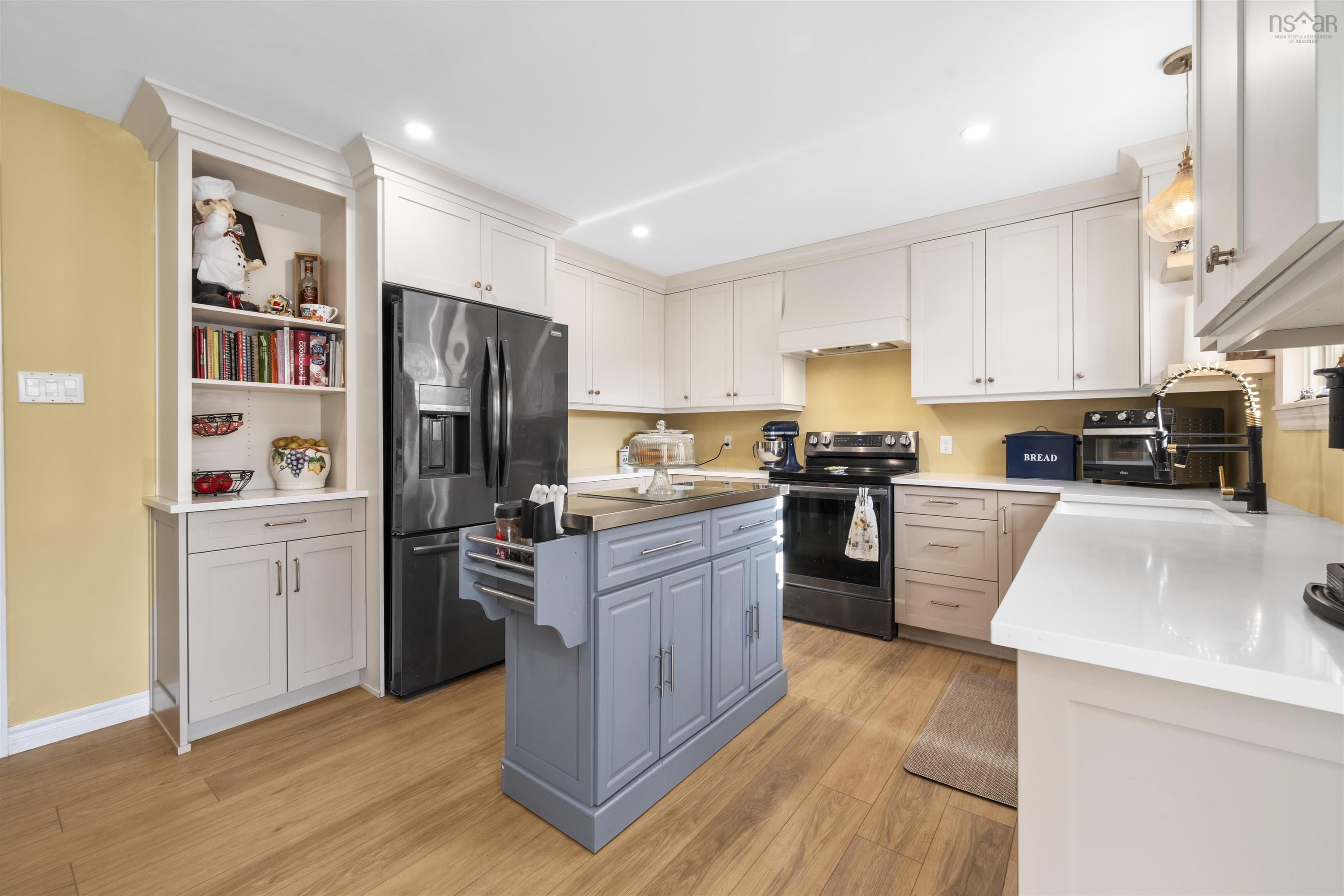 $462,900.00: 1115 Tufts Avenue, Greenwood