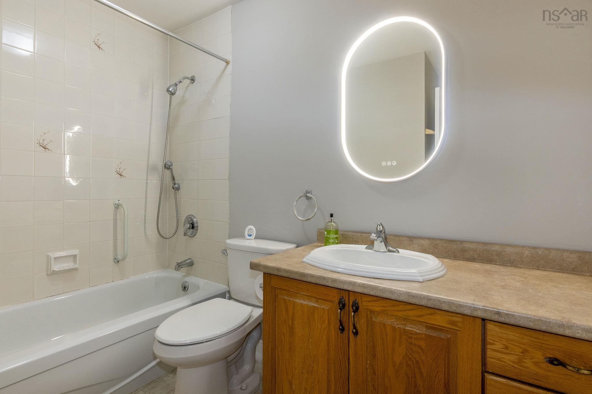 $289,900.00: 204 403 Prince Street, Truro