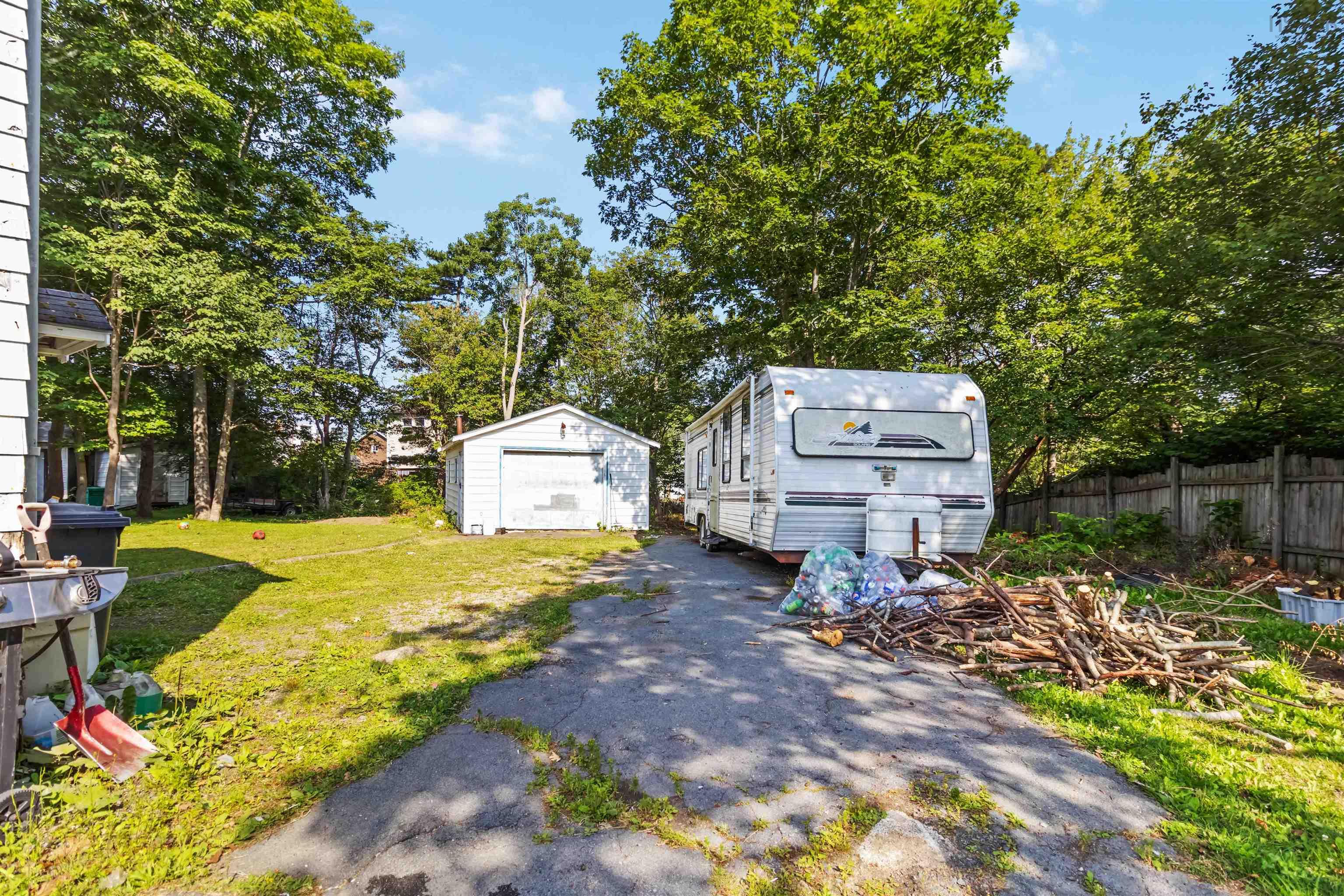 24 Levis Street, Halifax, NS (MLS 202603103)