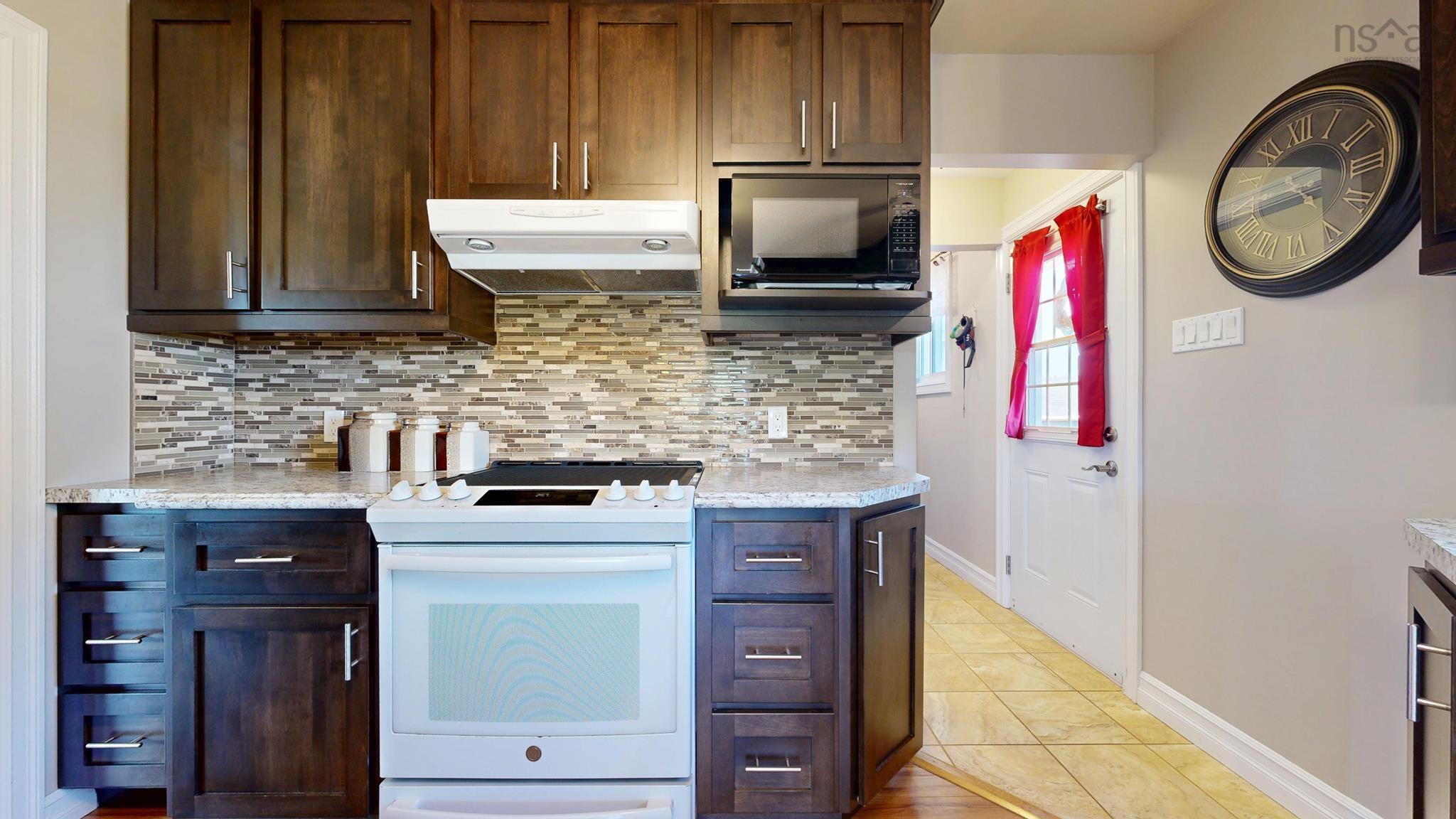 $649,000.00: 31 Medway Street, Port Medway