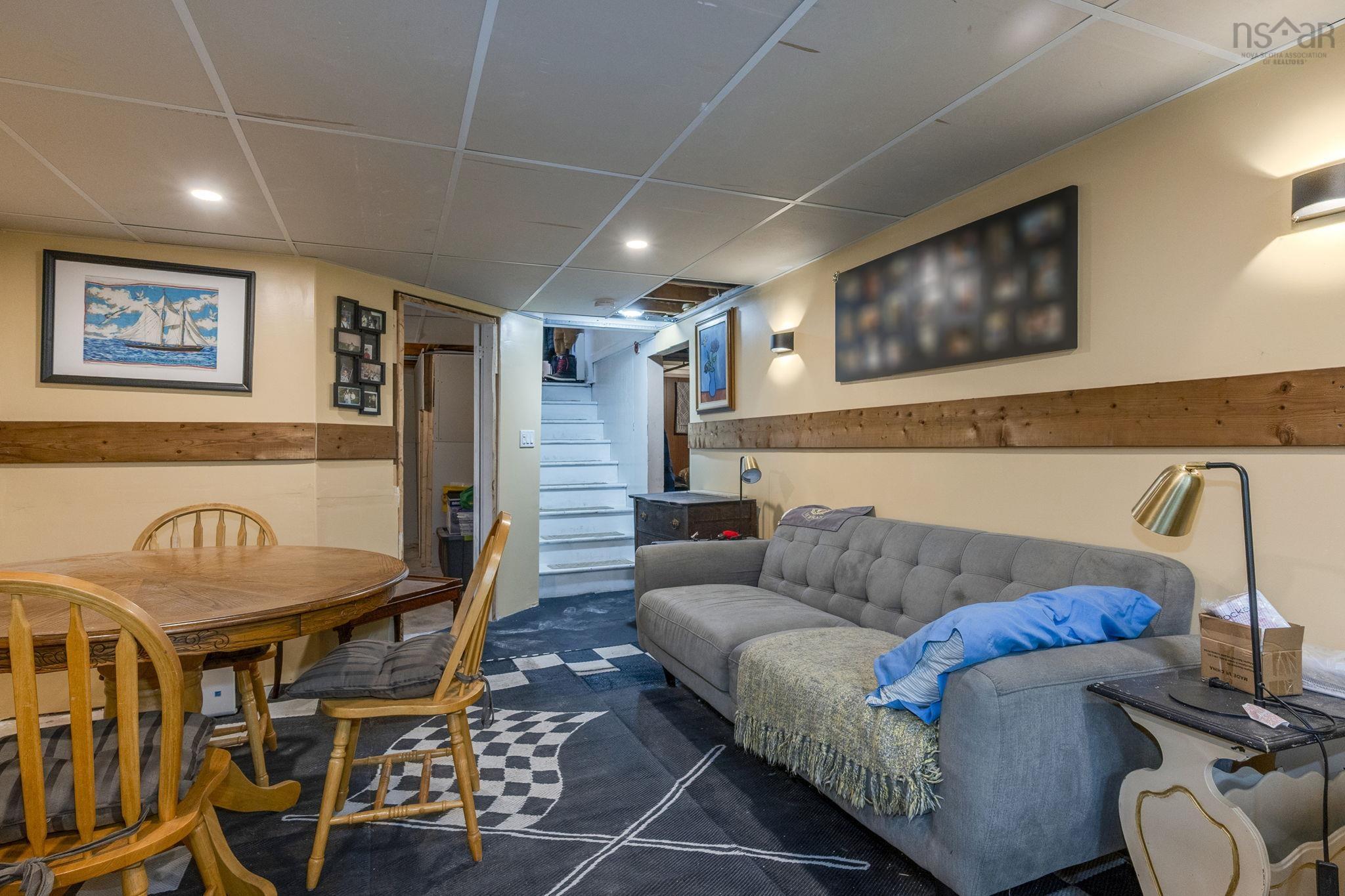 $499,900.00: 30 Hillside Avenue, Bible Hill