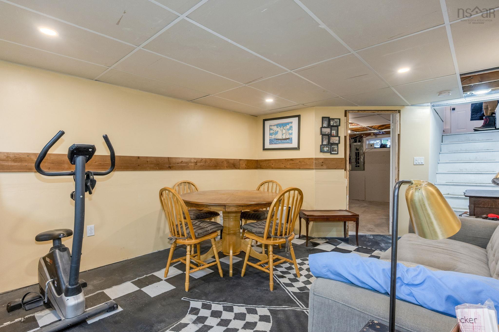 $499,900.00: 30 Hillside Avenue, Bible Hill