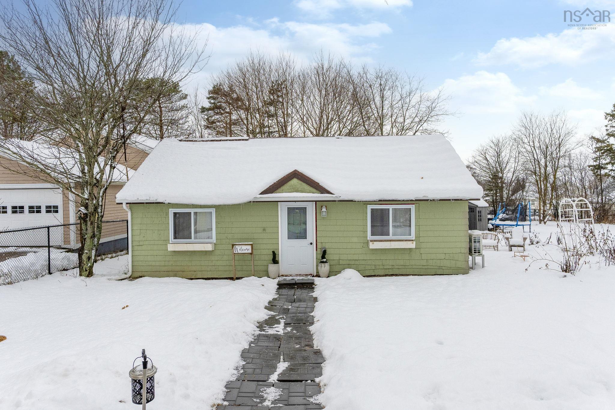 $499,900.00: 30 Hillside Avenue, Bible Hill