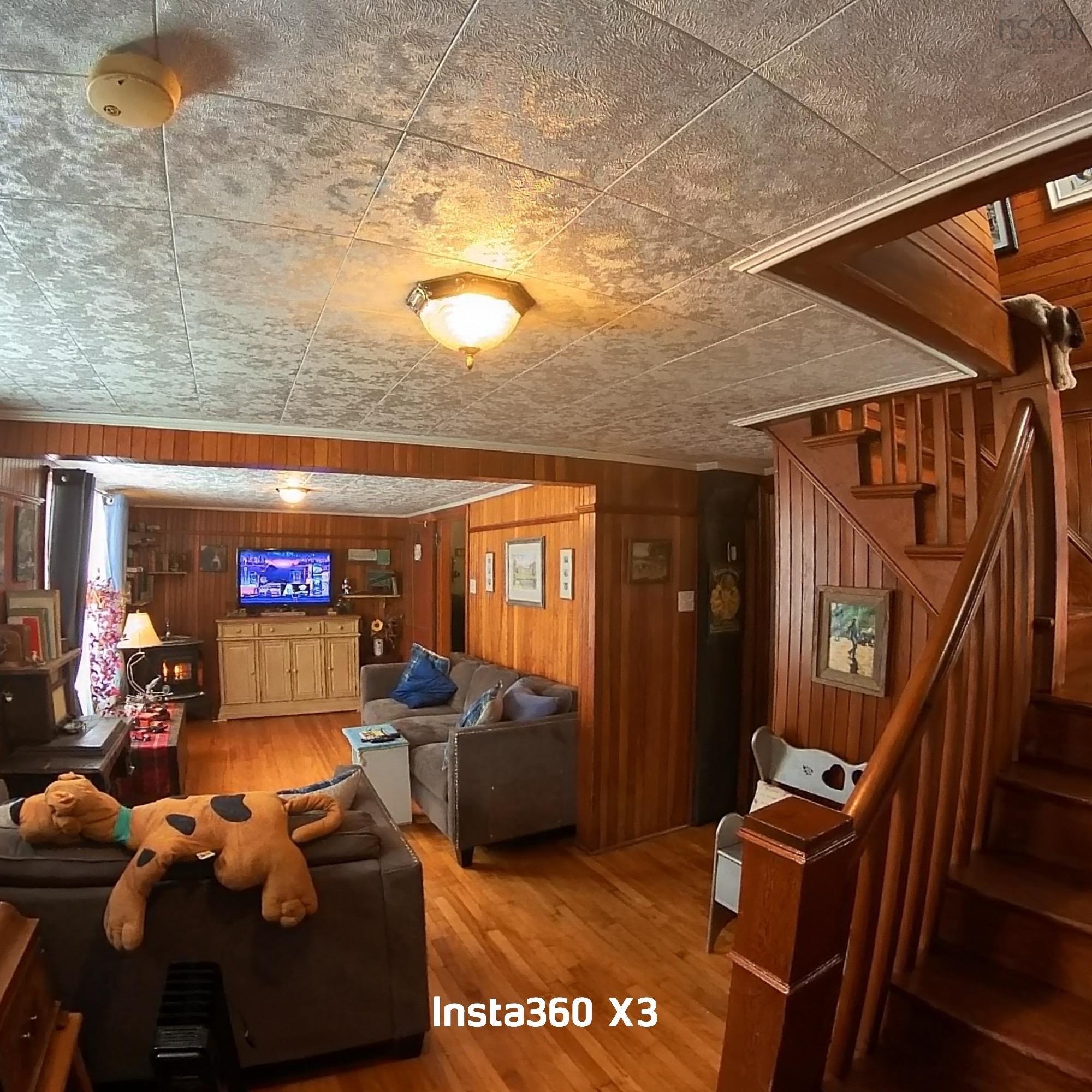 $399,000.00: 1922 Highway 19, Creignish