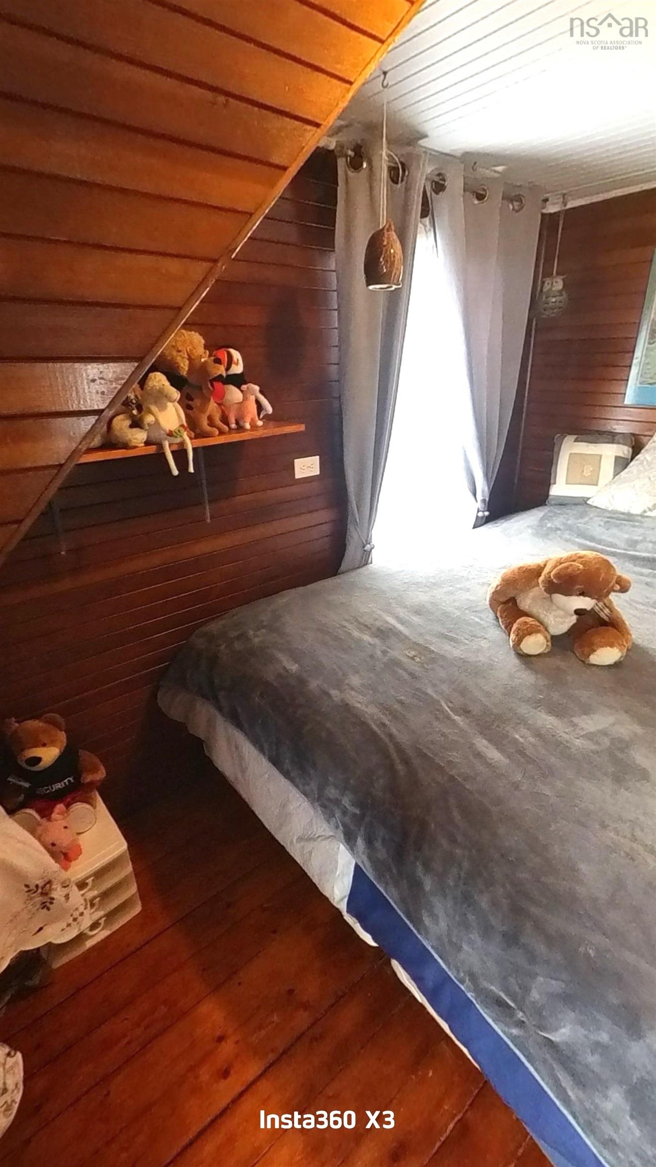 $399,000.00: 1922 Highway 19, Creignish