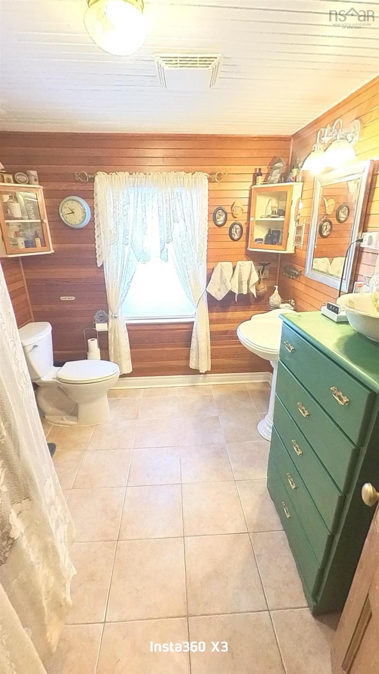 $399,000.00: 1922 Highway 19, Creignish