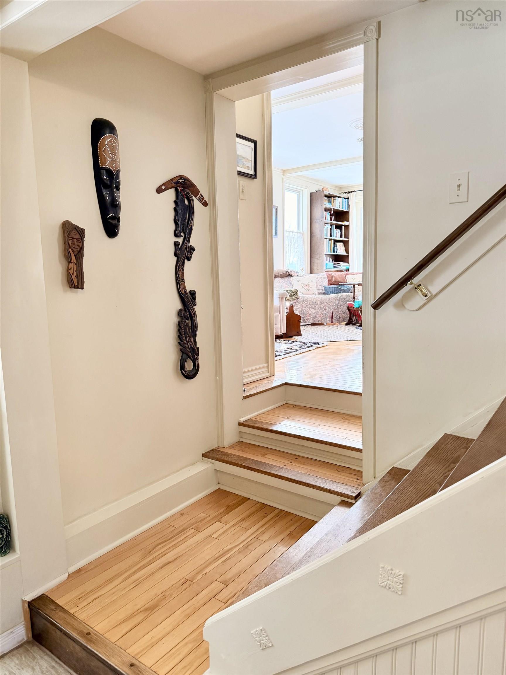 $429,000.00: 196 Hartz Point Road, Shelburne