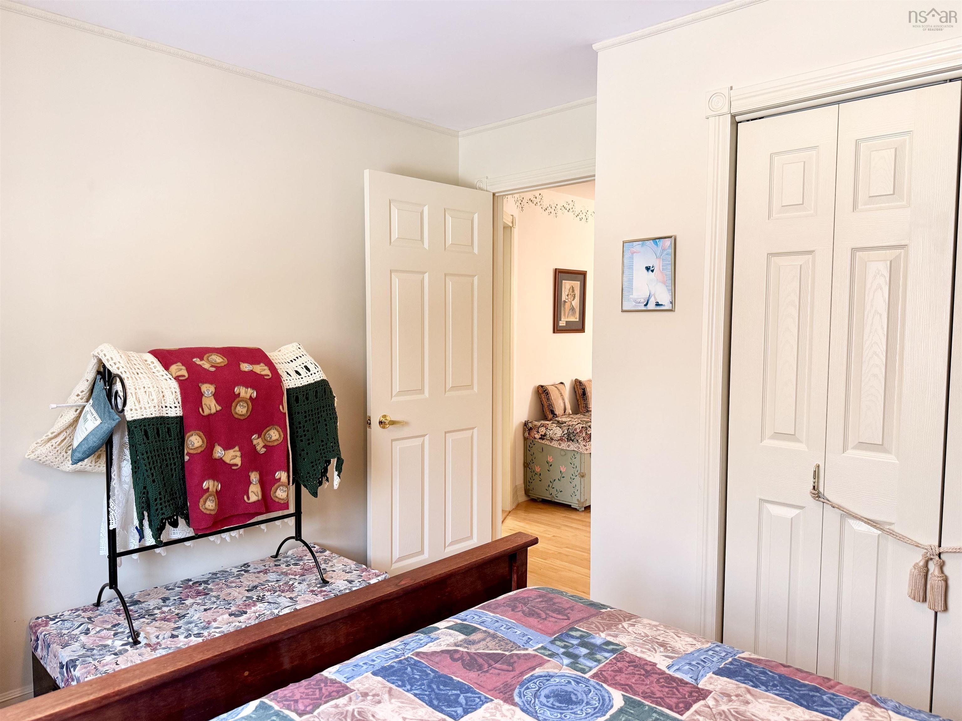 $429,000.00: 196 Hartz Point Road, Shelburne