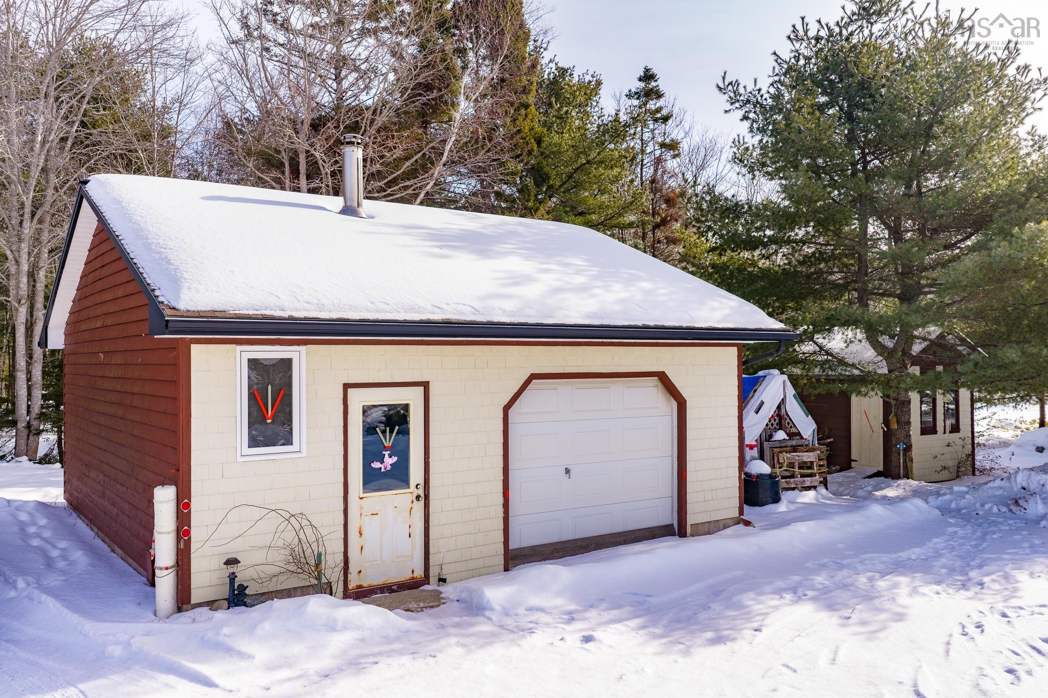 $429,000.00: 196 Hartz Point Road, Shelburne