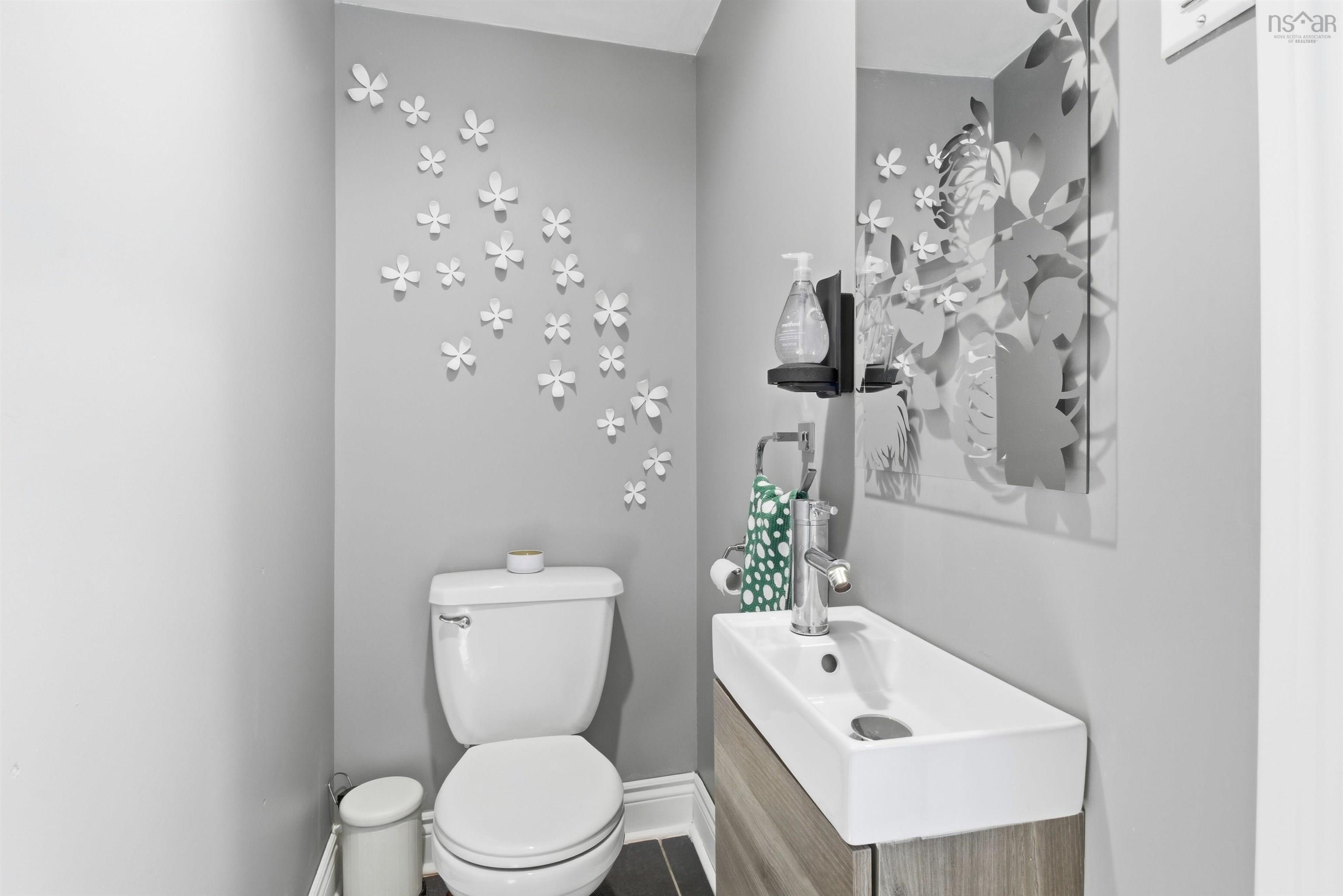 11 Maplewood Drive, Halifax, NS (MLS 202603124)