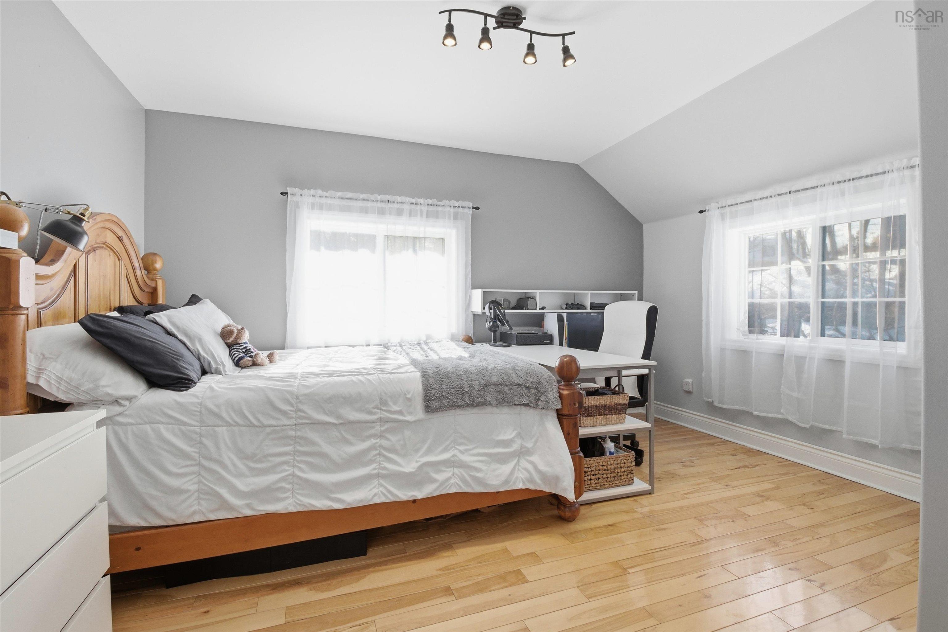 11 Maplewood Drive, Halifax, NS (MLS 202603124)