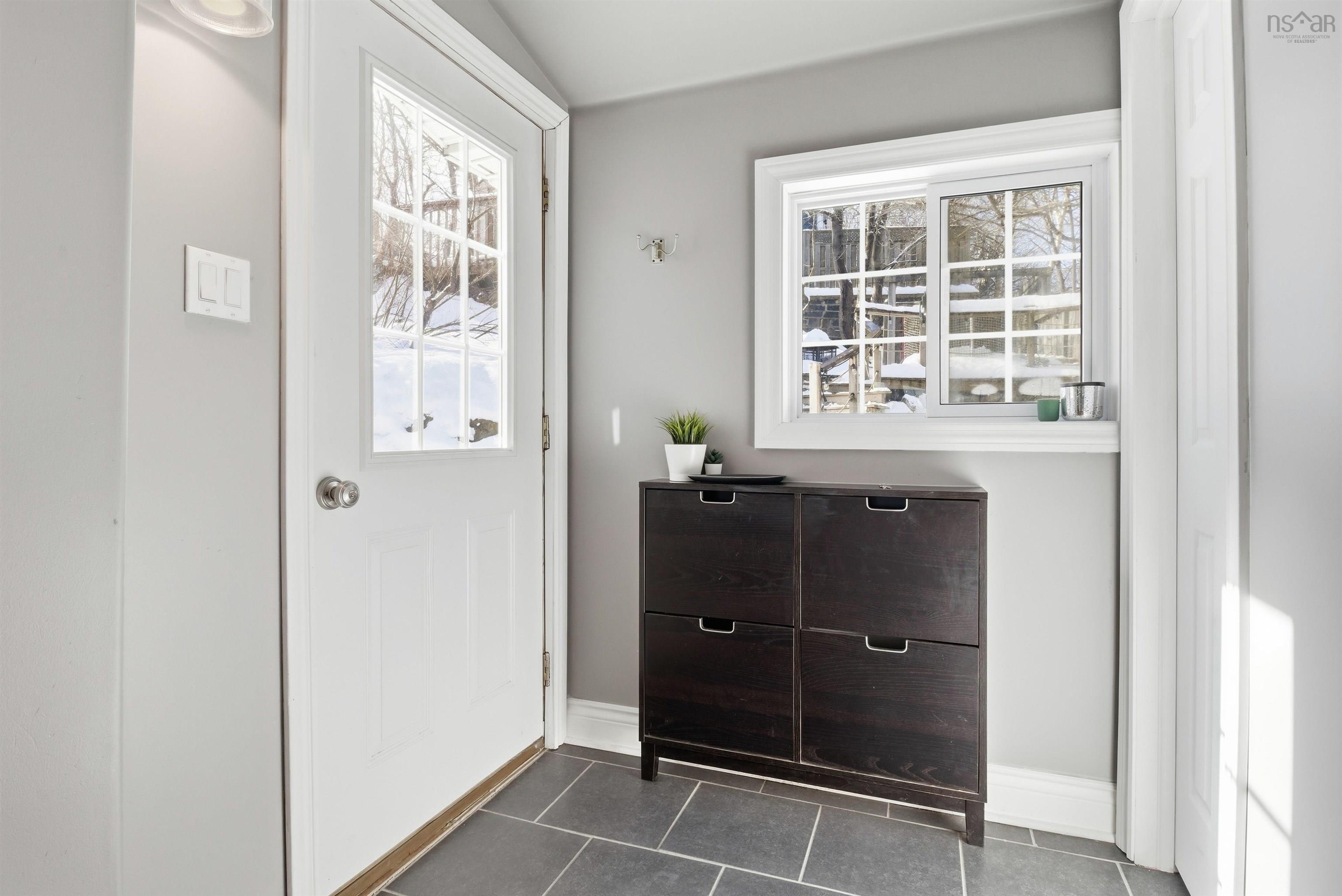 11 Maplewood Drive, Halifax, NS (MLS 202603124)