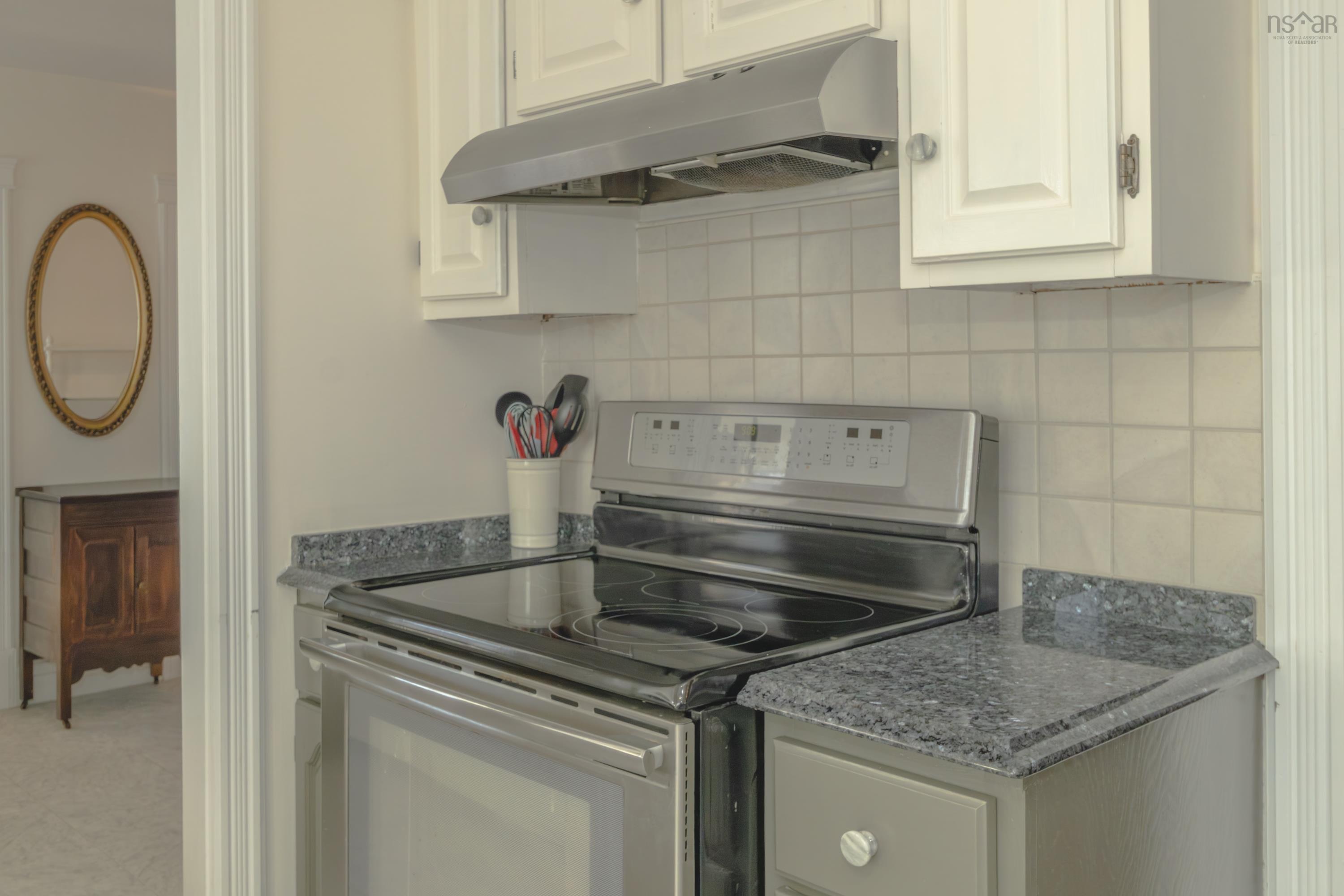 $469,900.00: 1387 Highway 1, Wellington